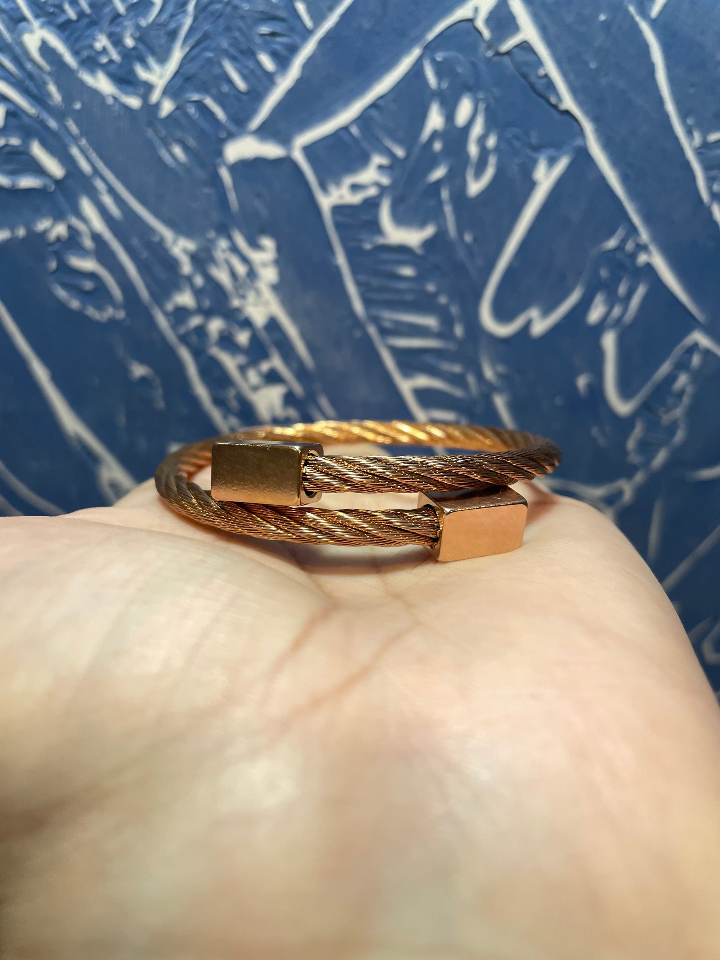 Rose gold titanium cable cuff - Zefiro