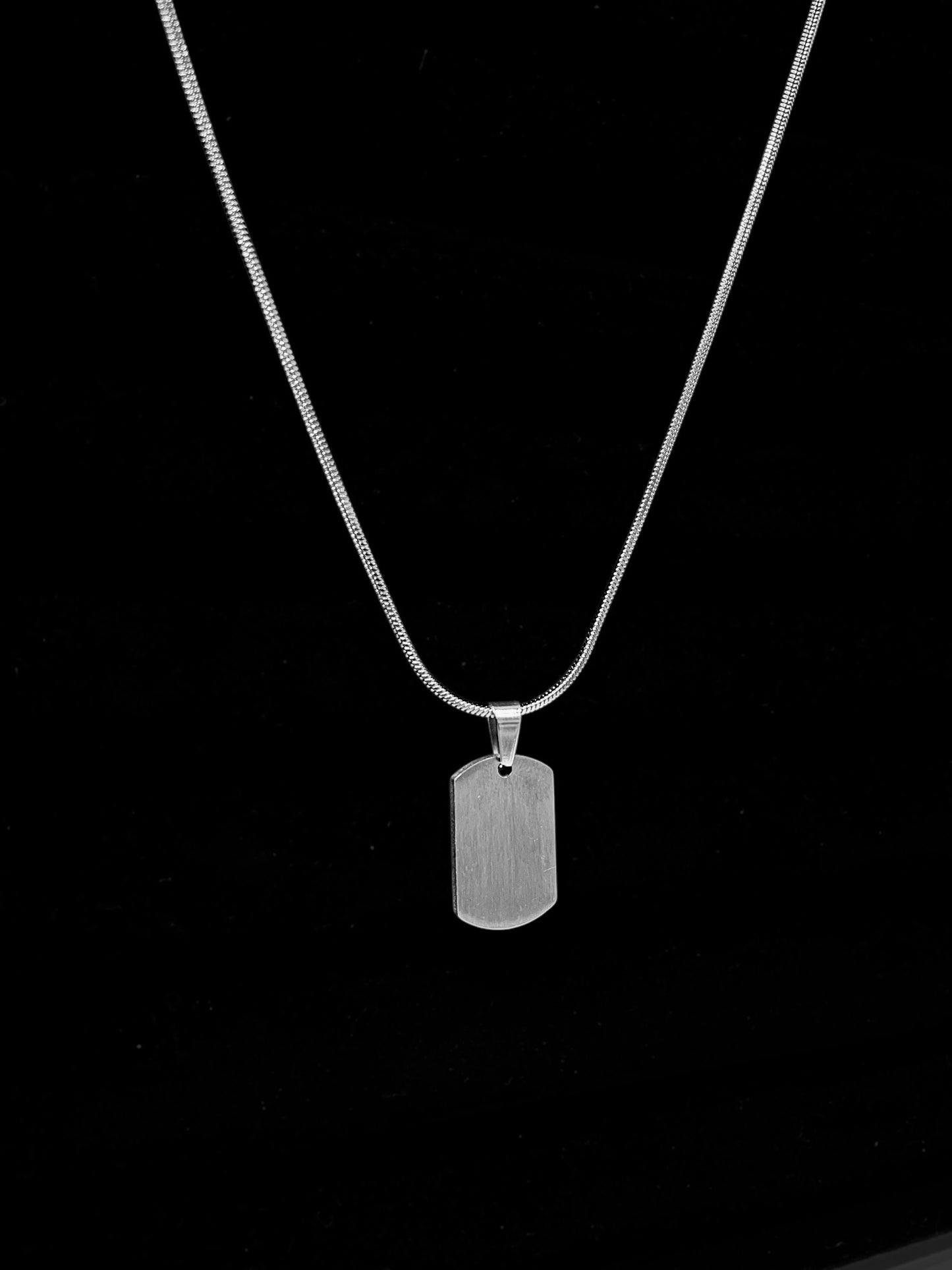 Minimal silver plain pendant