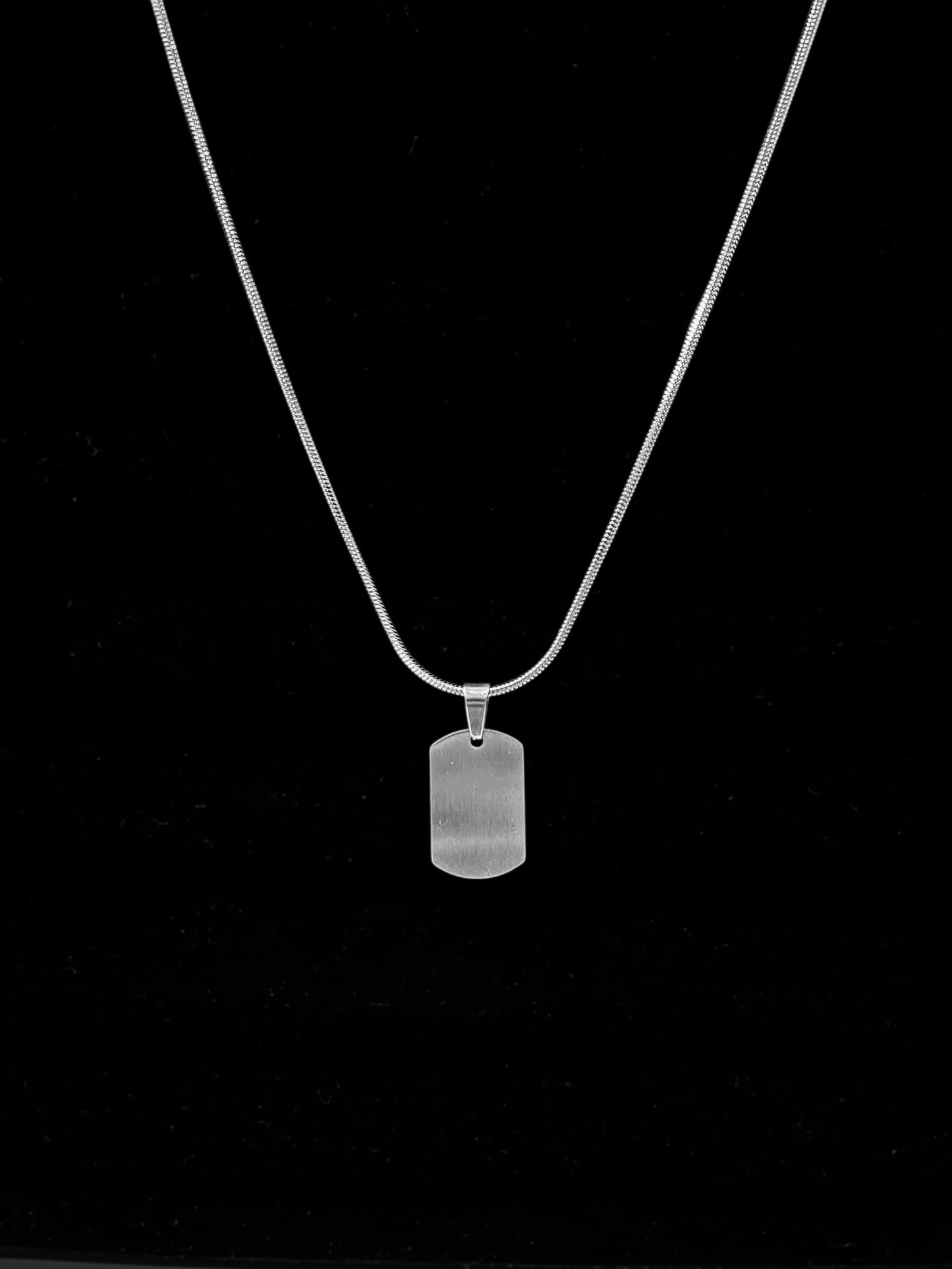 Minimal silver plain pendant