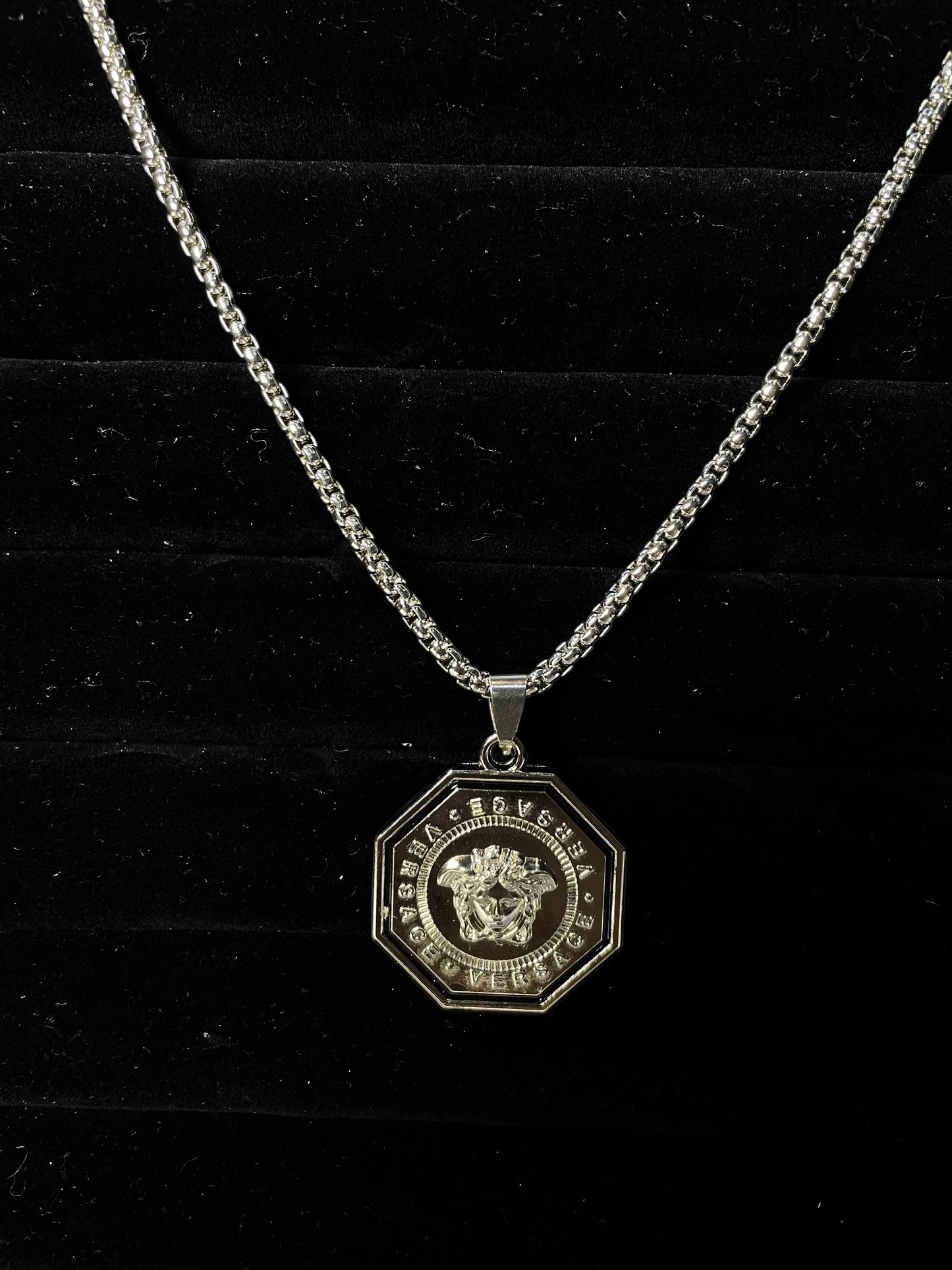 silver hectagon medusa pendant