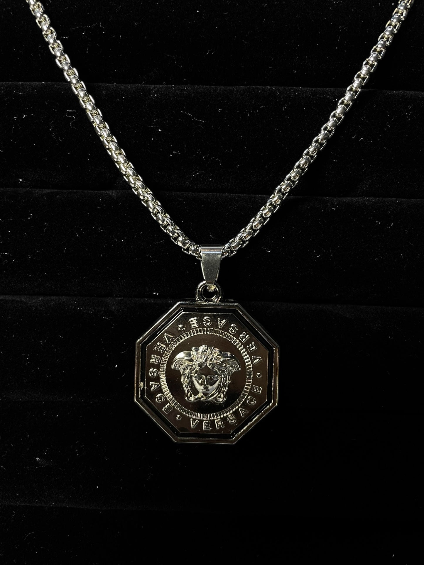 silver hectagon medusa pendant