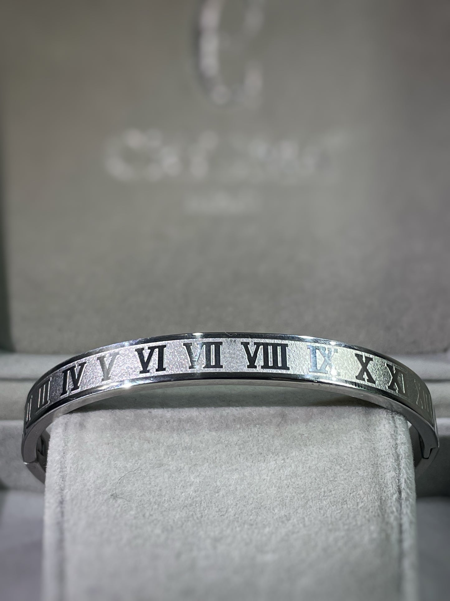 Royal Roman Numeral Bracelet (silver) - Zefiro