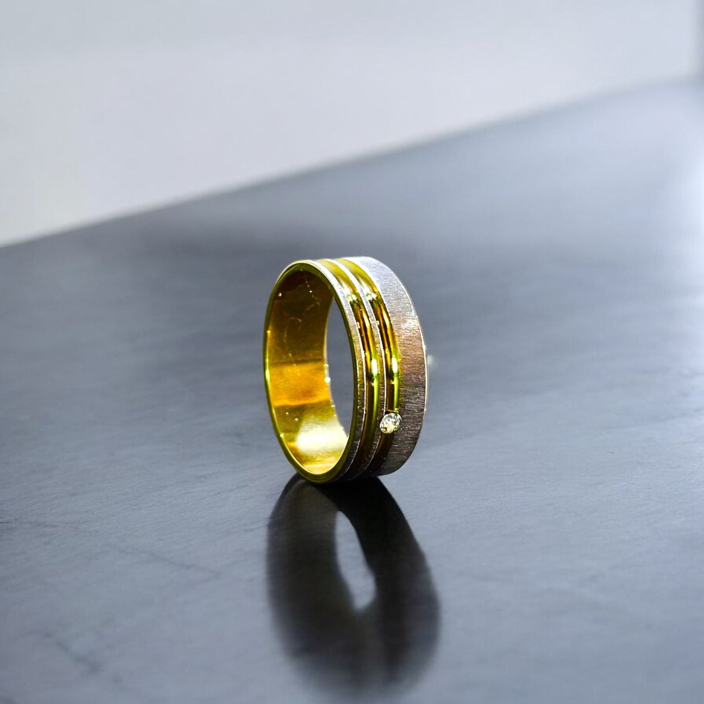Radiant Duality Ring - Zefiro