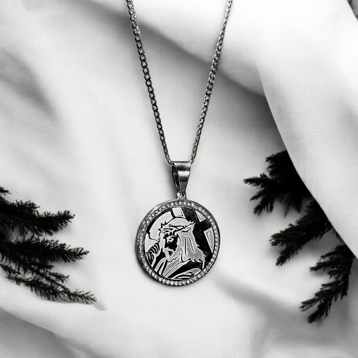 Crown of Thorns Faith Pendant - Zefiro