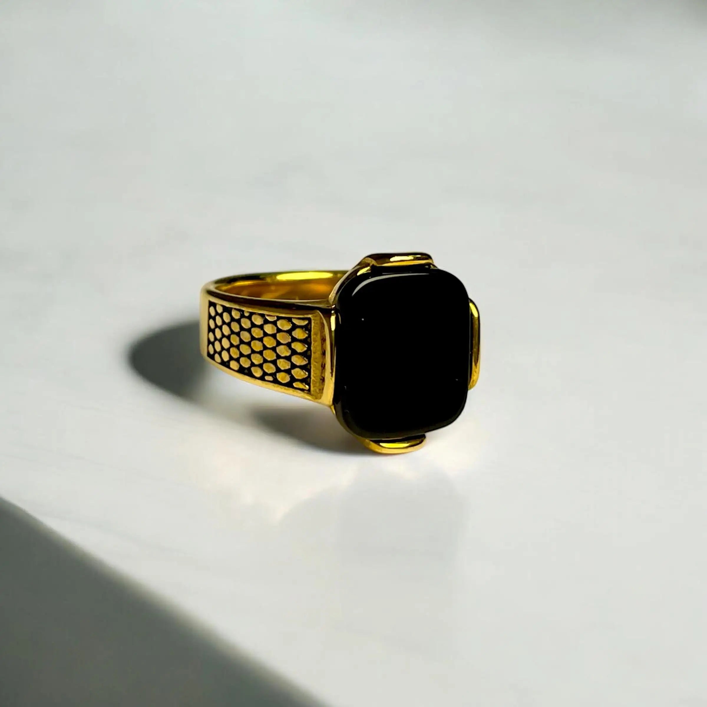 Sultan's Signet ( Gold )