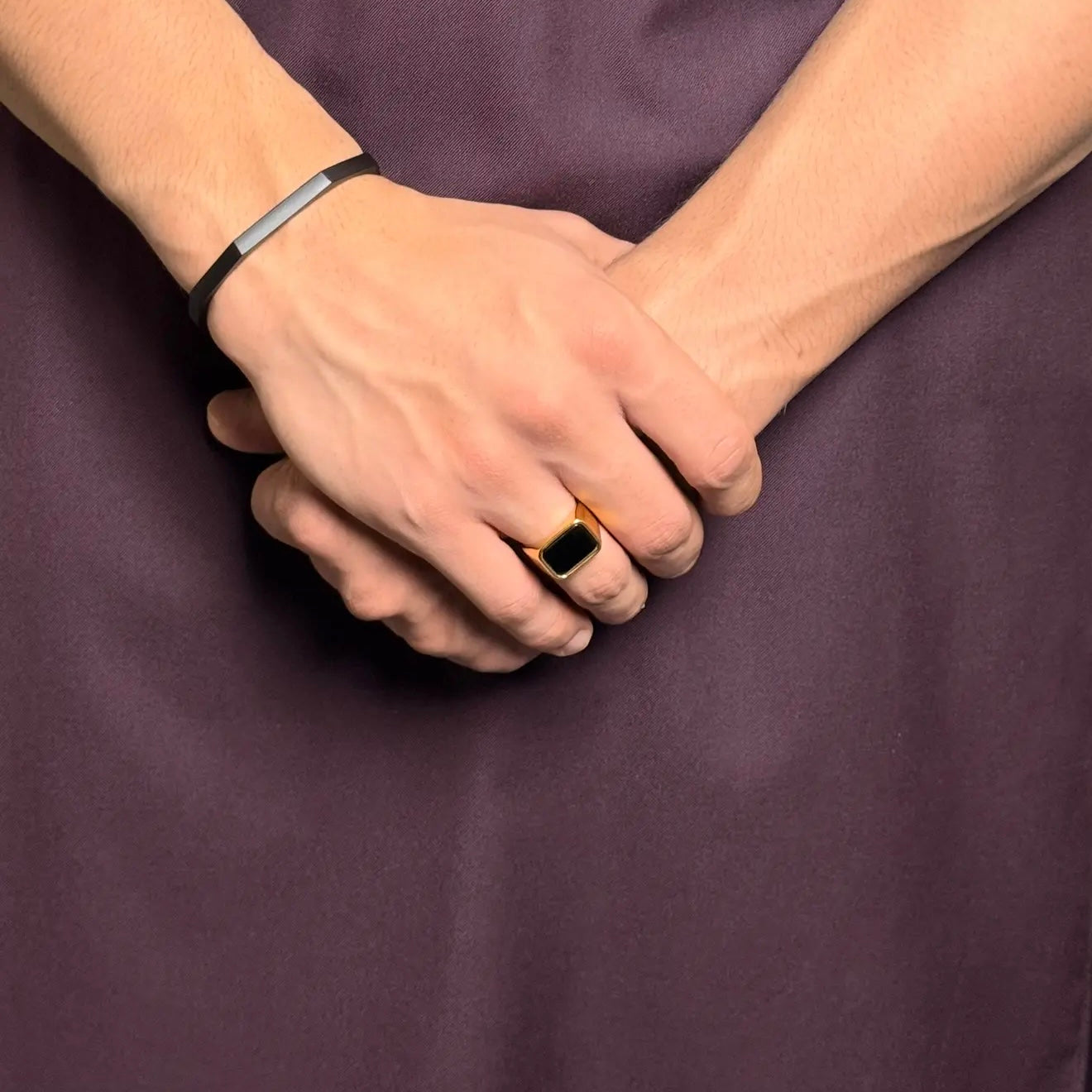 The Midnight rectangular Signet