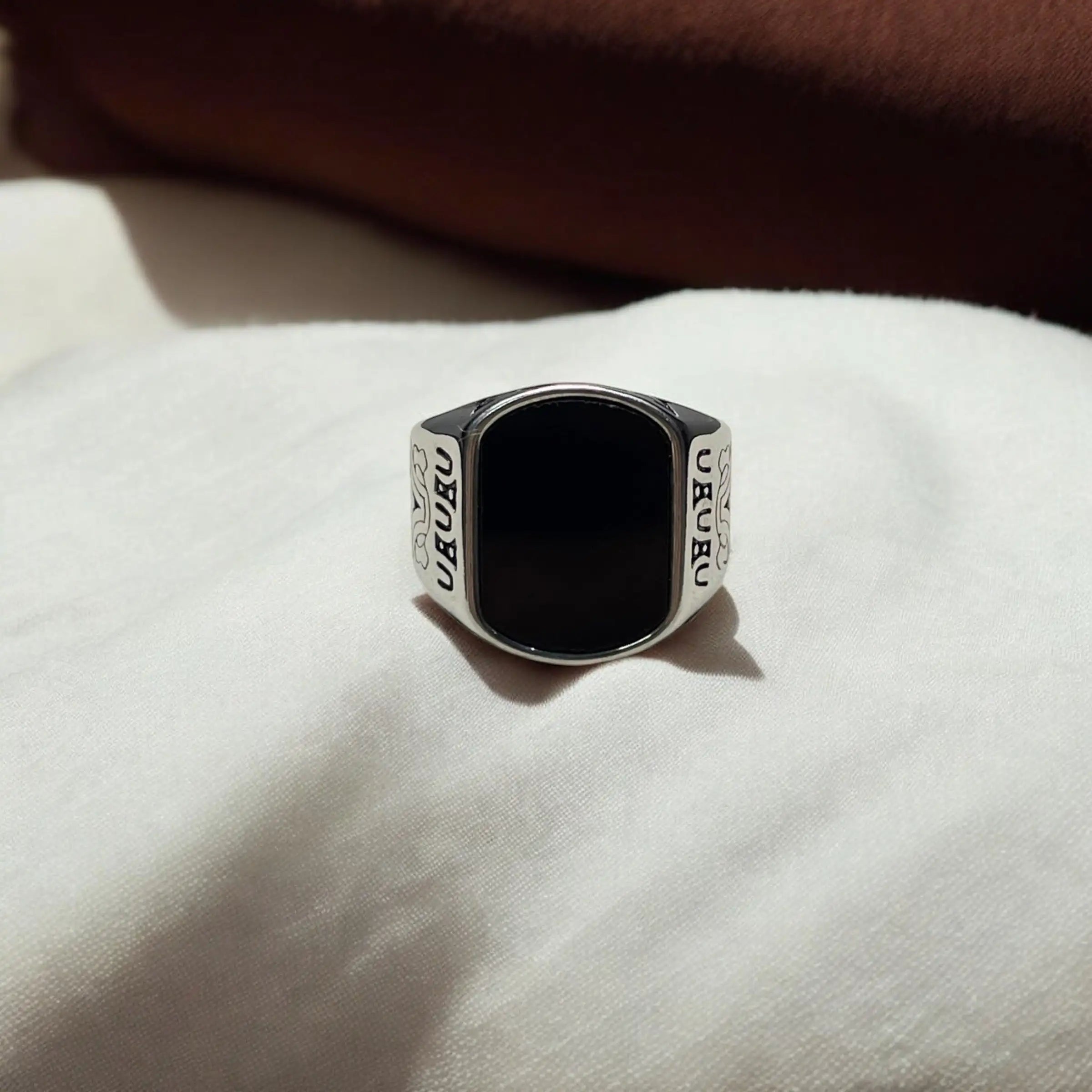 Eclipse Onyx ring