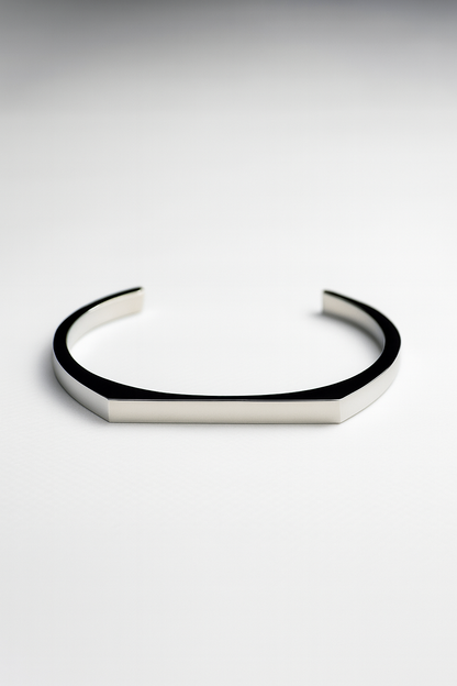 🔗 Titan key Bracelet  is