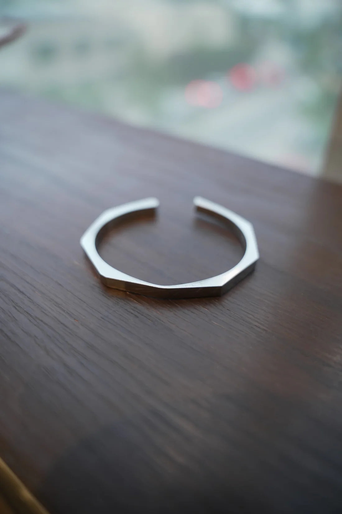 🔗 Titan Hex Bracelet