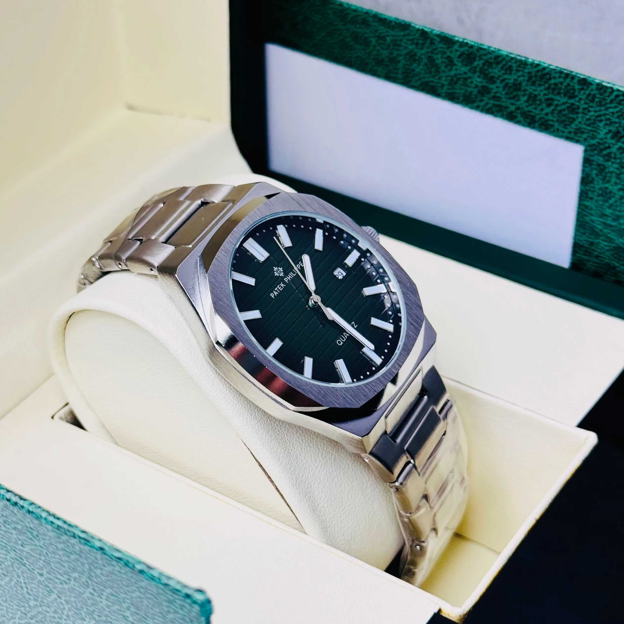 ZEFIRO T-05 PP: Premium Integrated Steel Executive Series