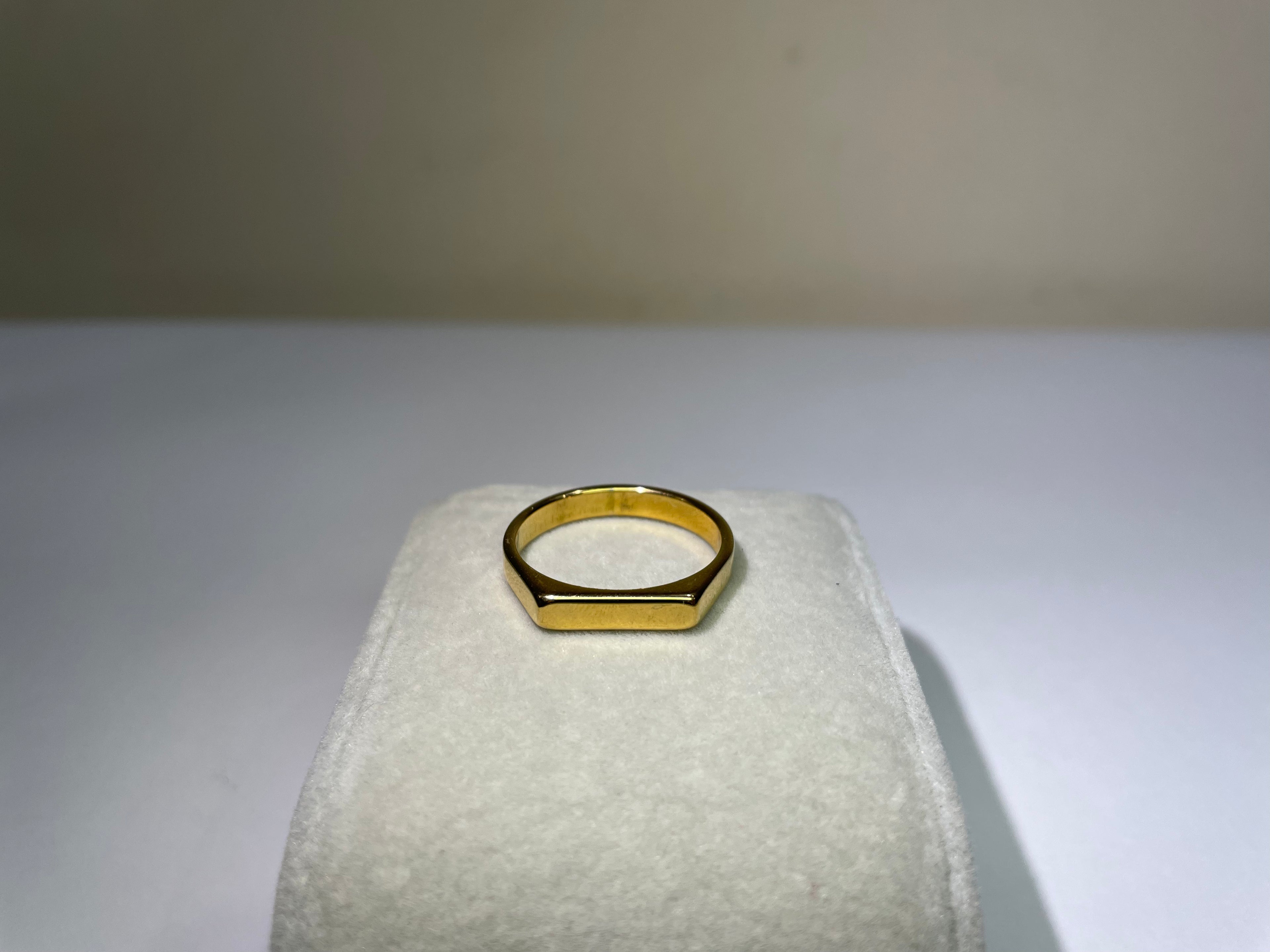 Gold Key Ring - Zefiro