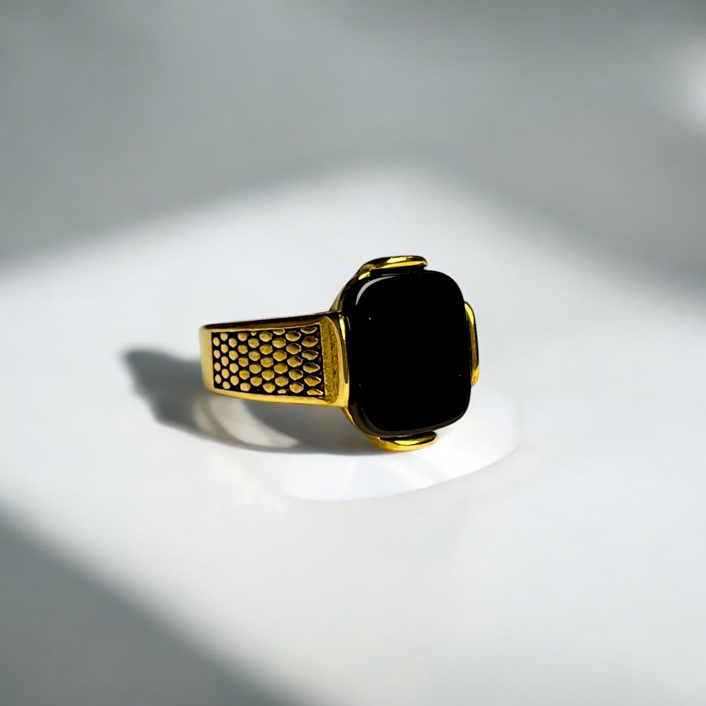 Sultan's Signet ( Gold )