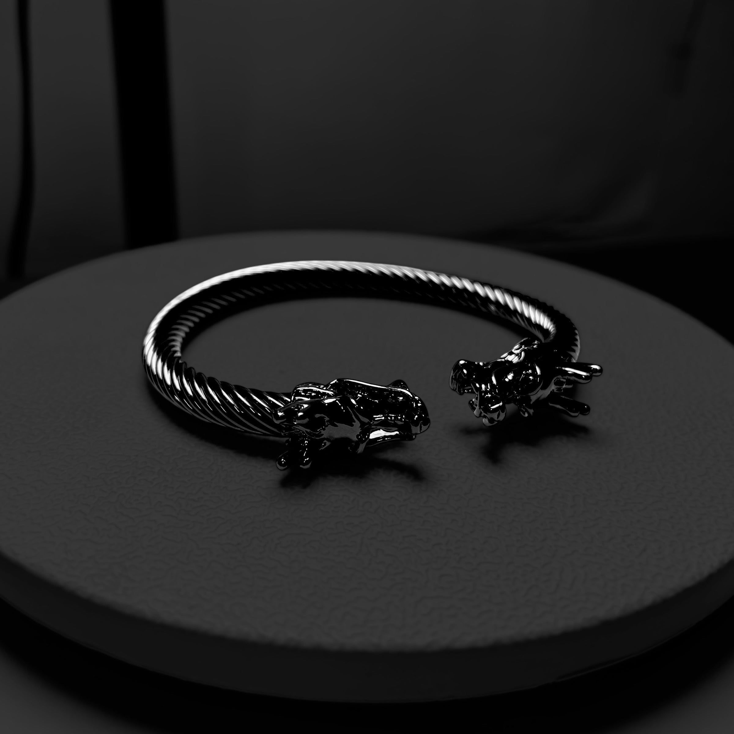 Majestic dragons cuff