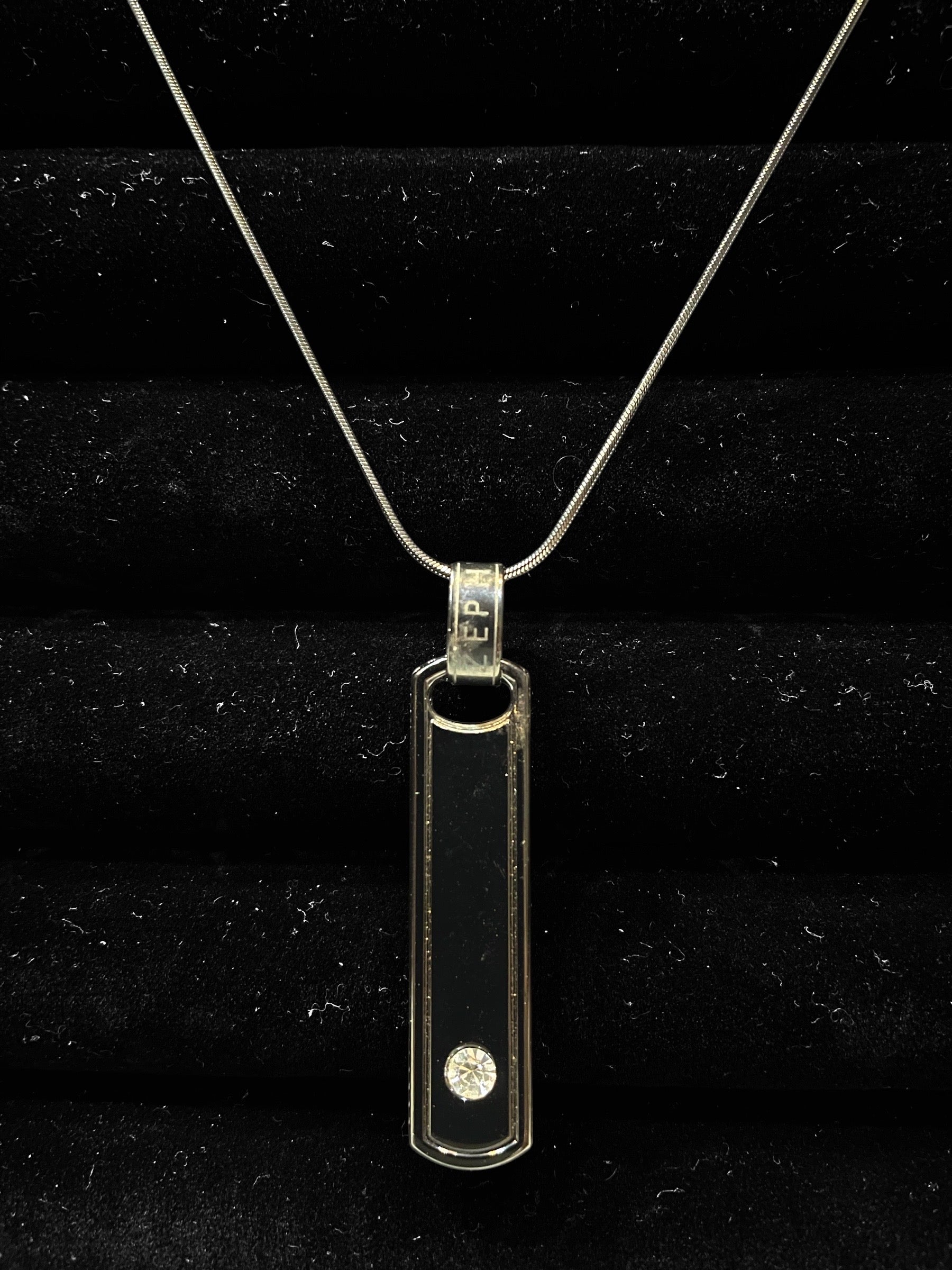 dark midnight pendant