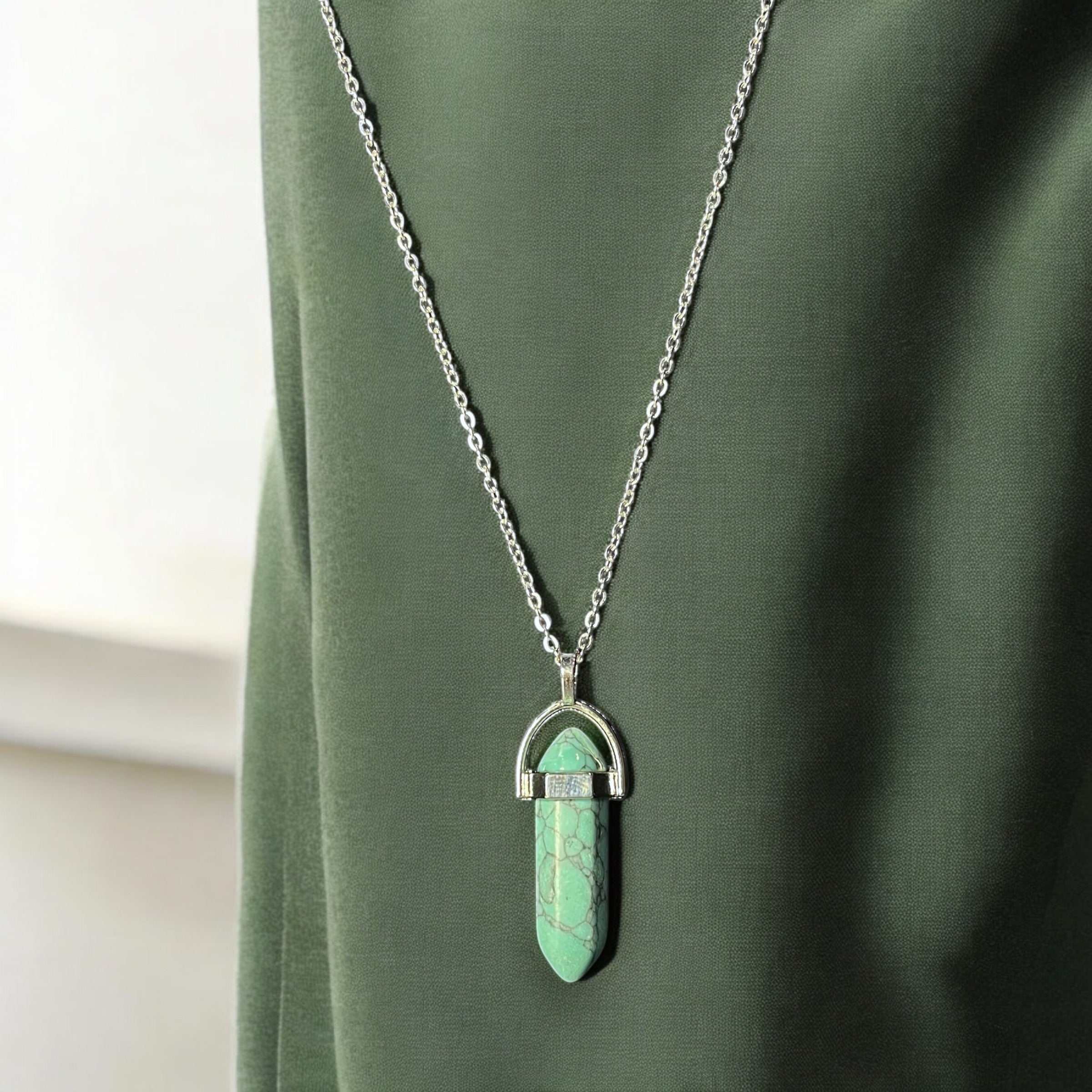 Obsidian Eclipse Pendant (green) - Zefiro