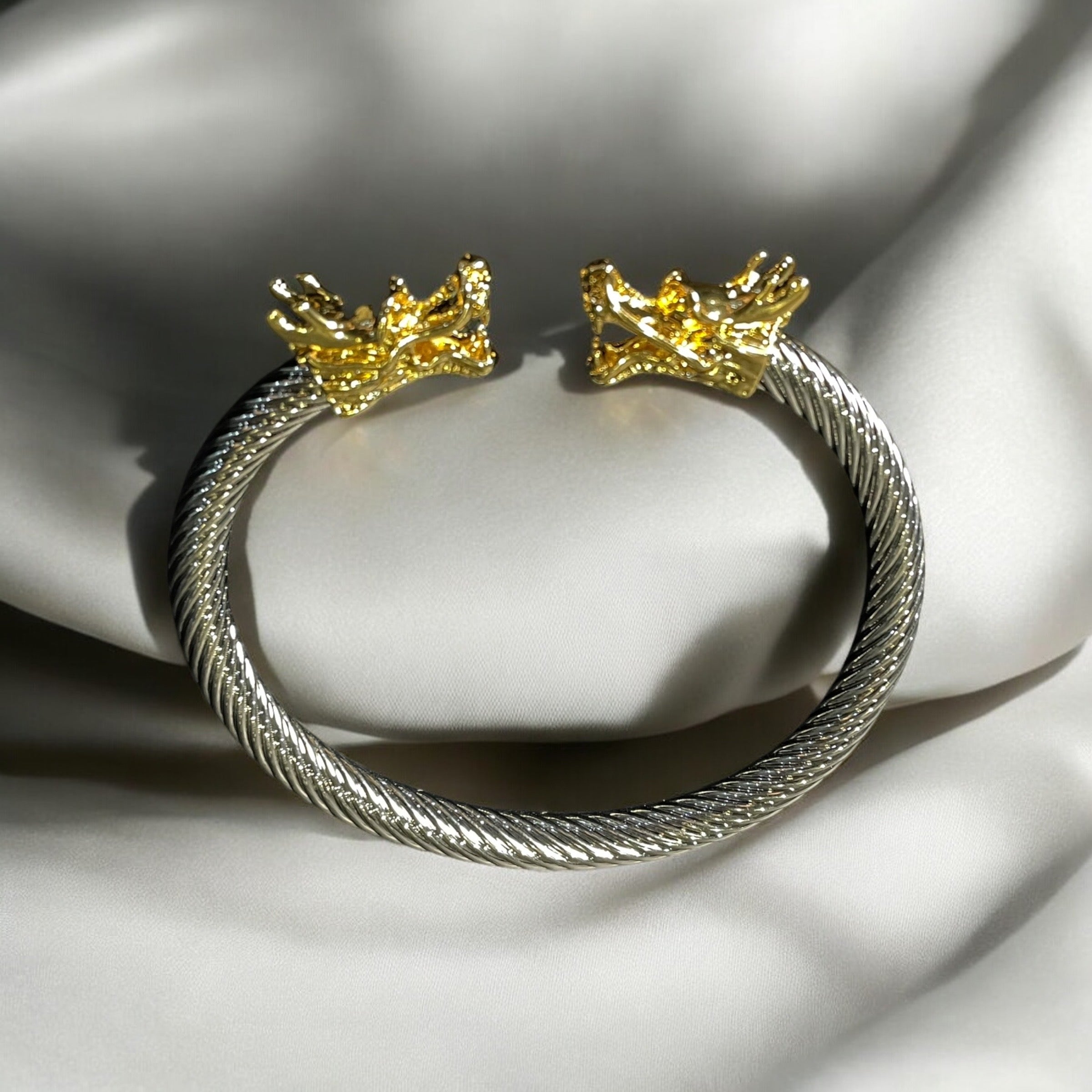 Majestic dragons cuff