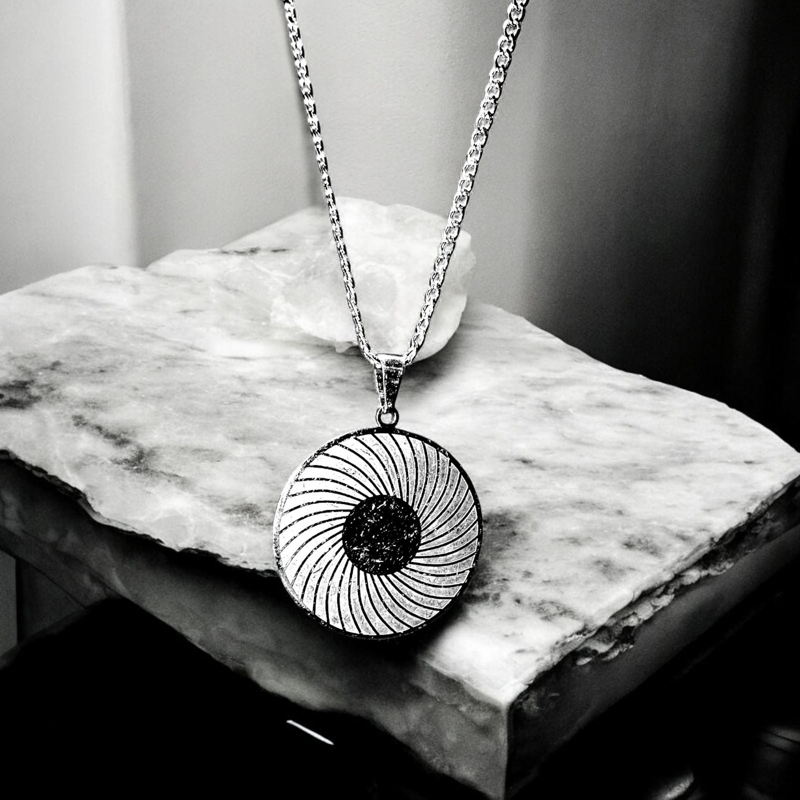 Eclipse Spiral Pendant - Zefiro