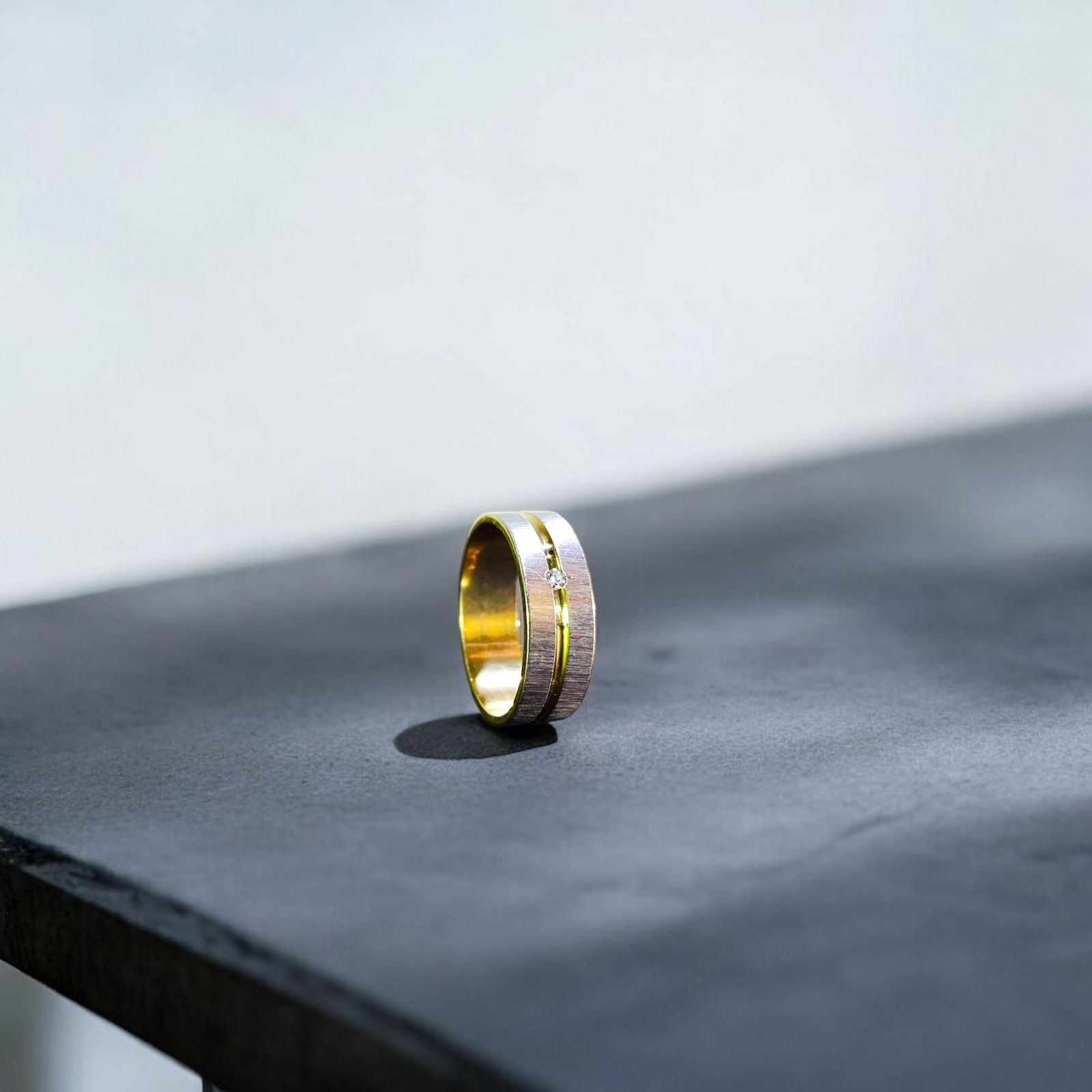 Radiant Duality Ring - Zefiro