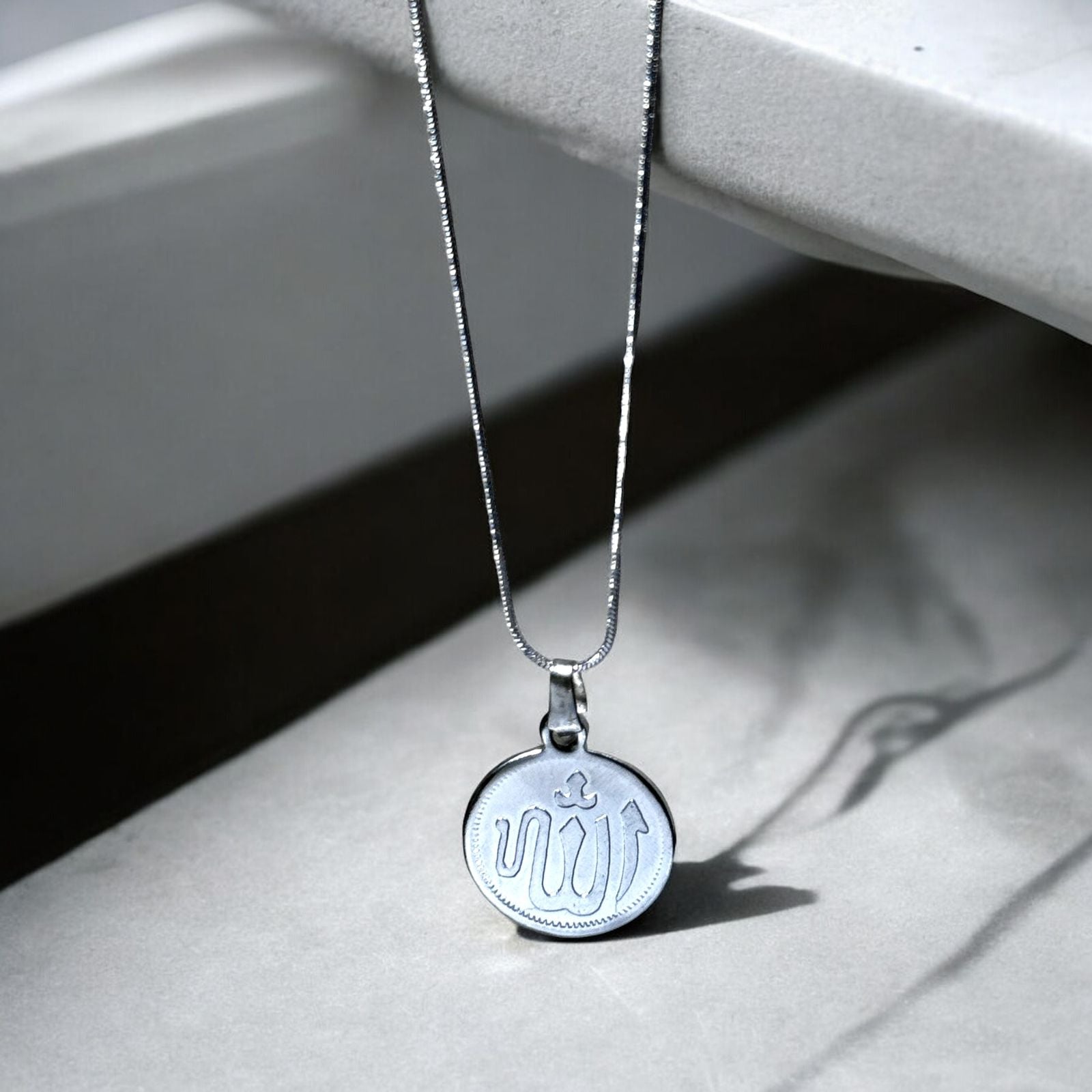 Divine Grace Allah Pendant - Zefiro