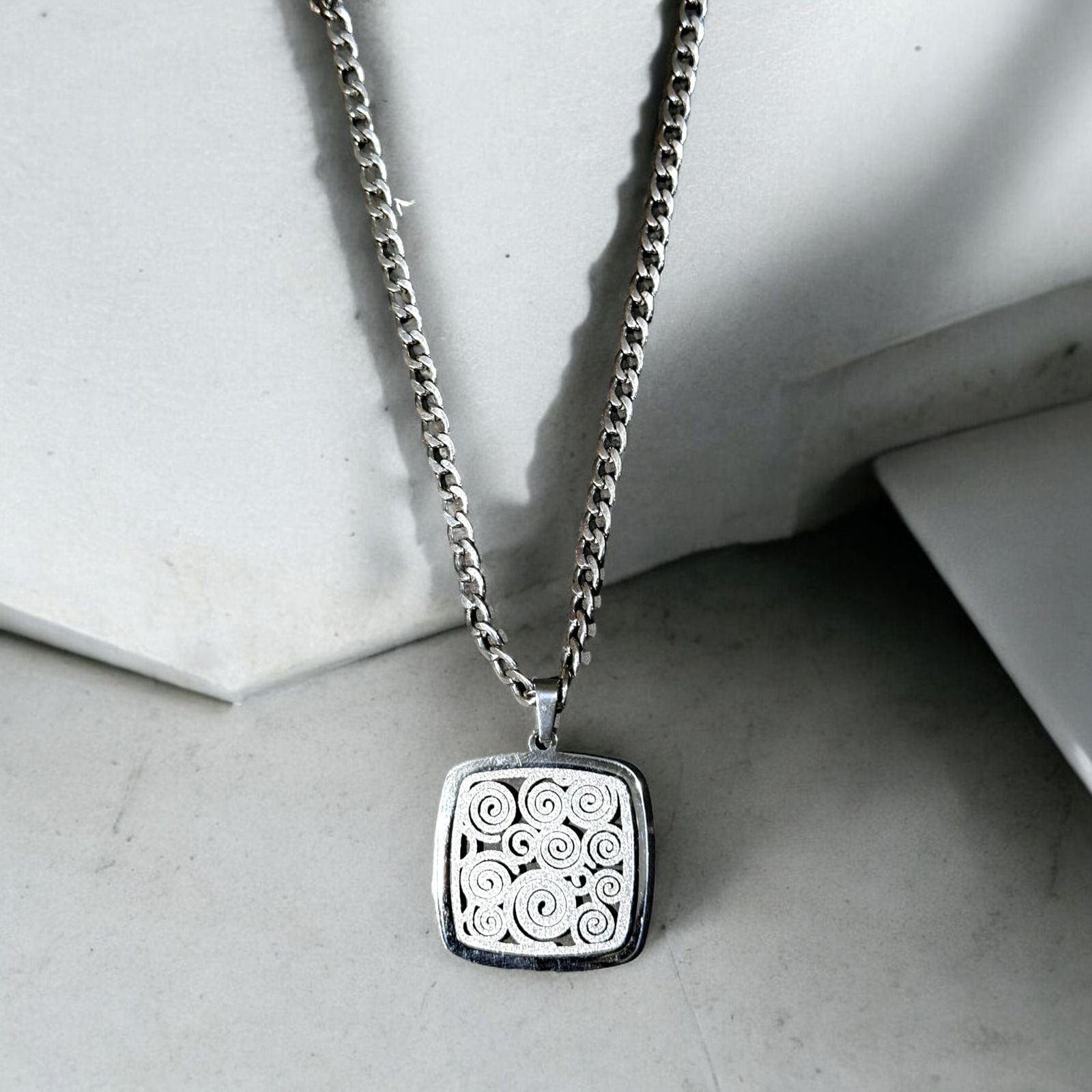 Spiral Serenity Square Pendant - Zefiro