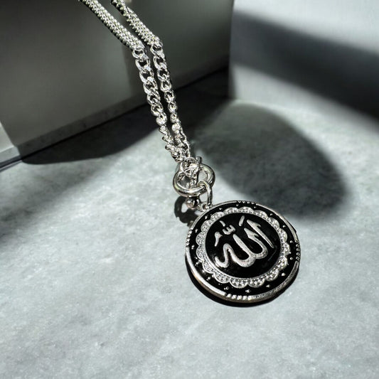 'Allah' black and silver pendant