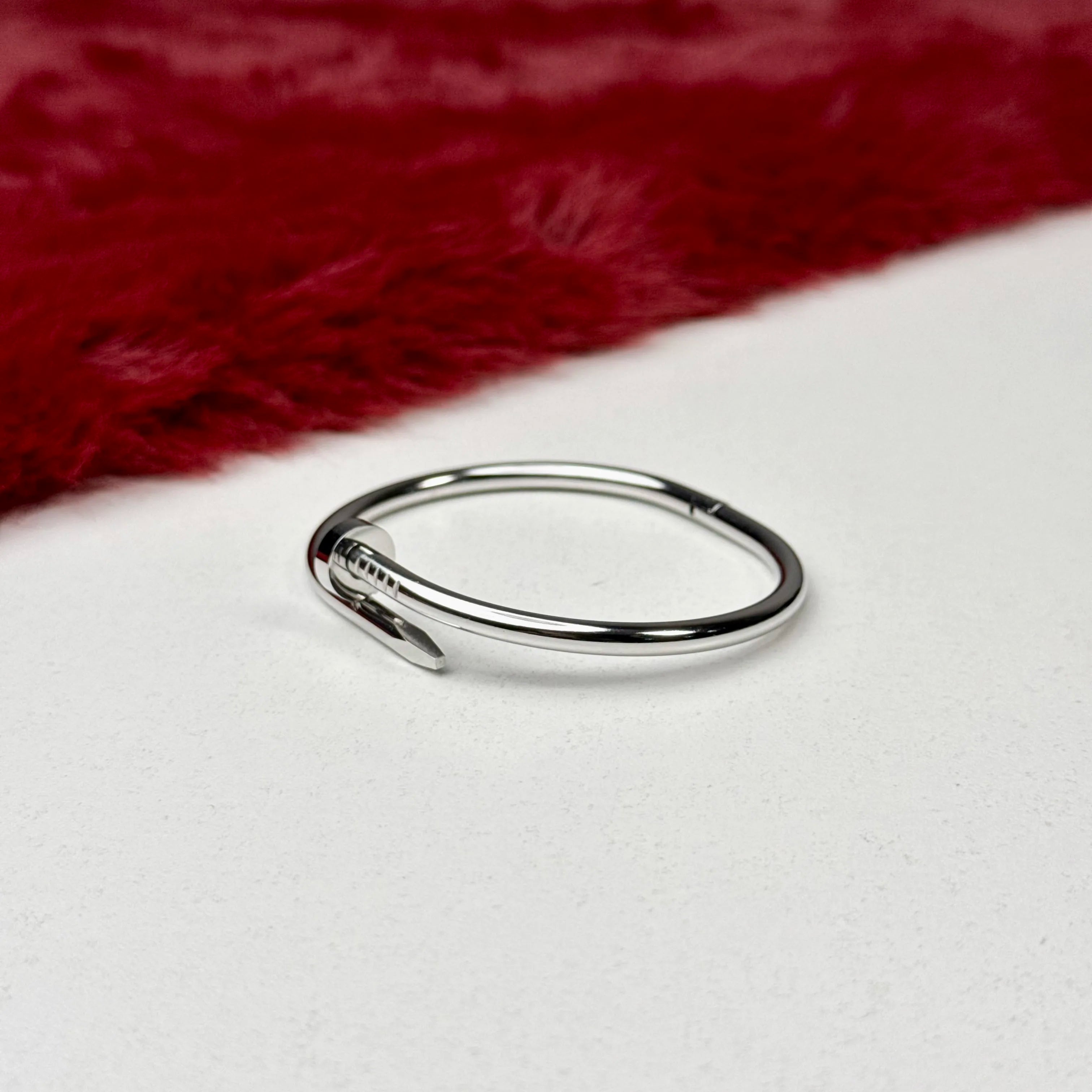 Nail cuff
