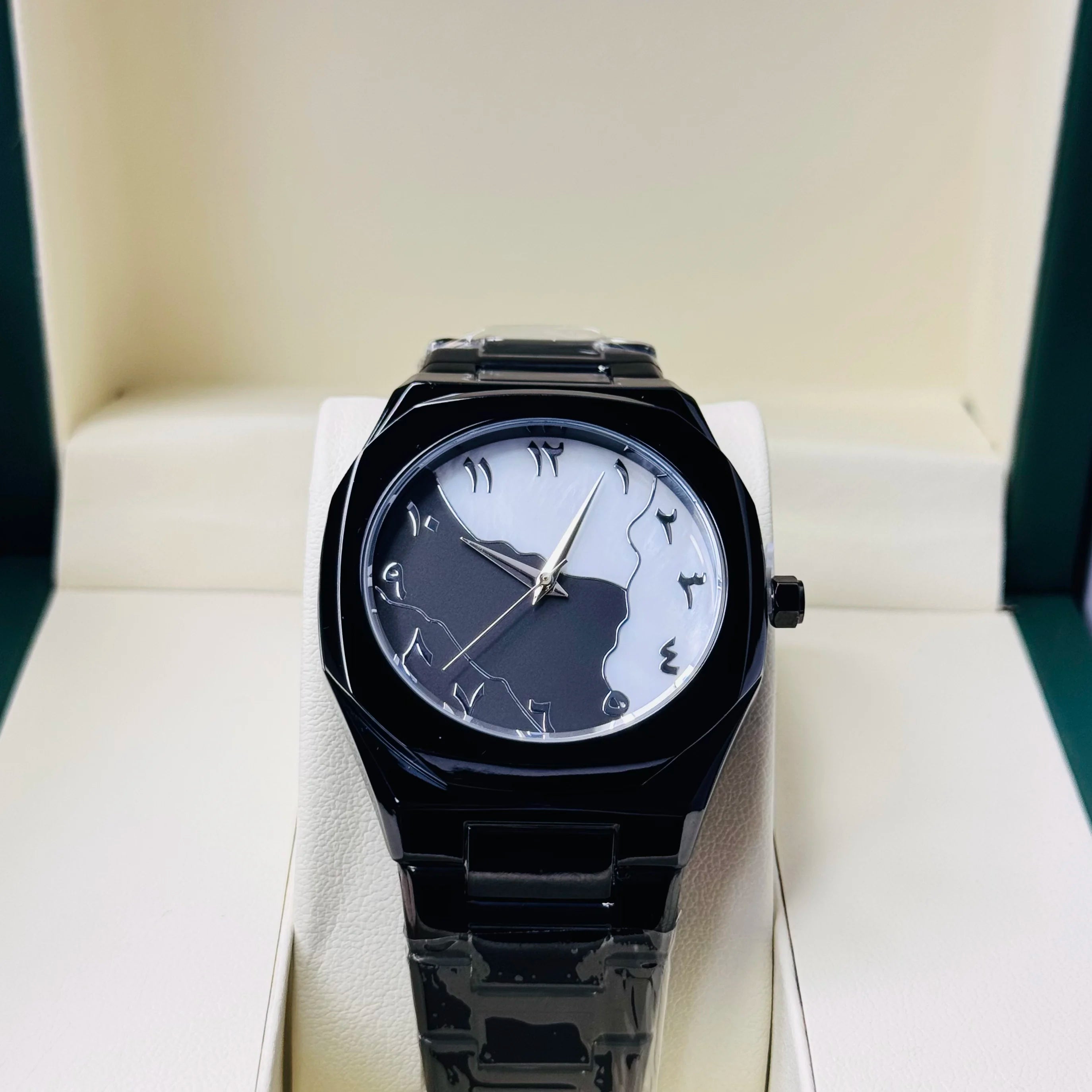ZEFIRO T-04 GLOSSY CHAIN AURA WATCH