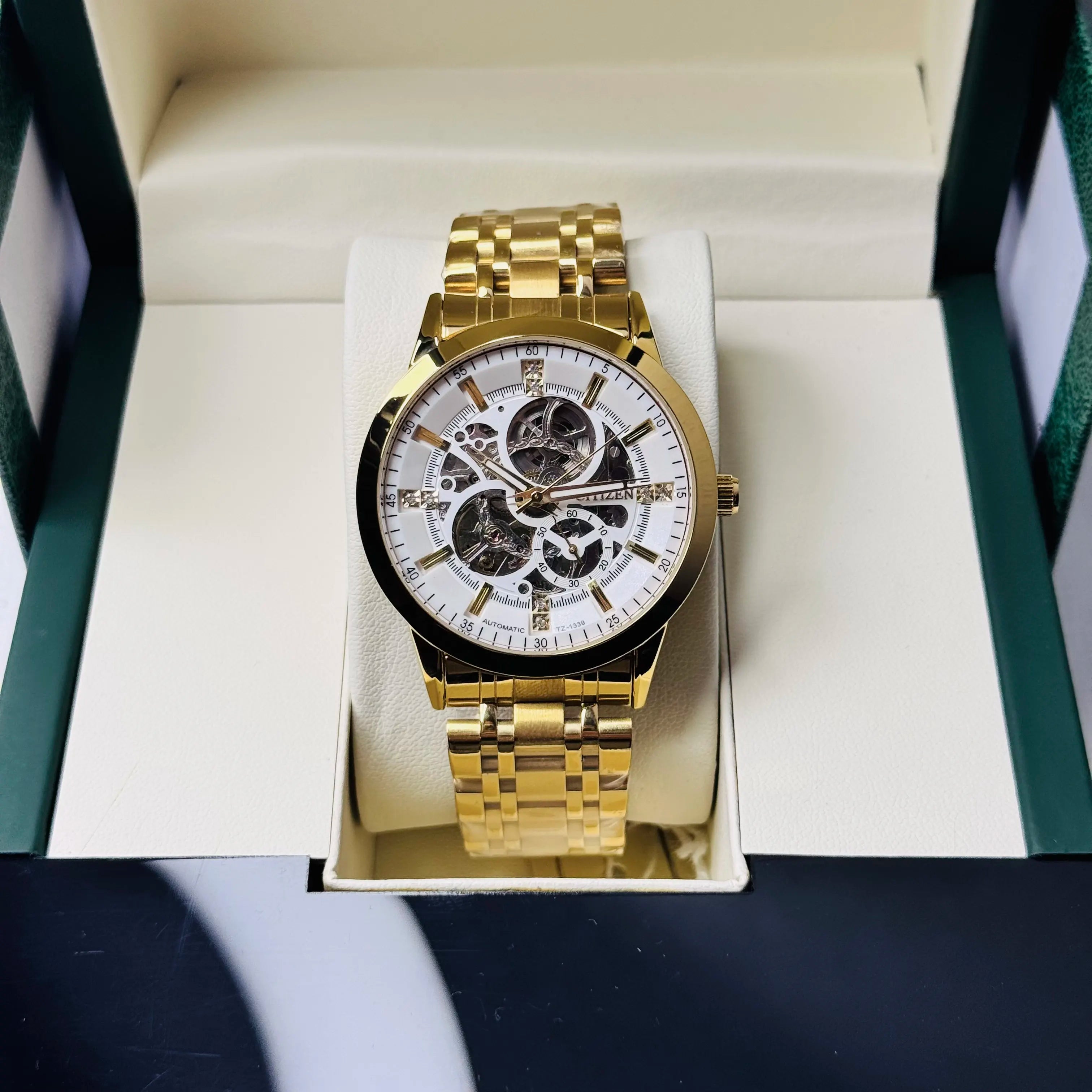 ZEFIRO T-21 CTZN: Premium Minimalist Executive Series