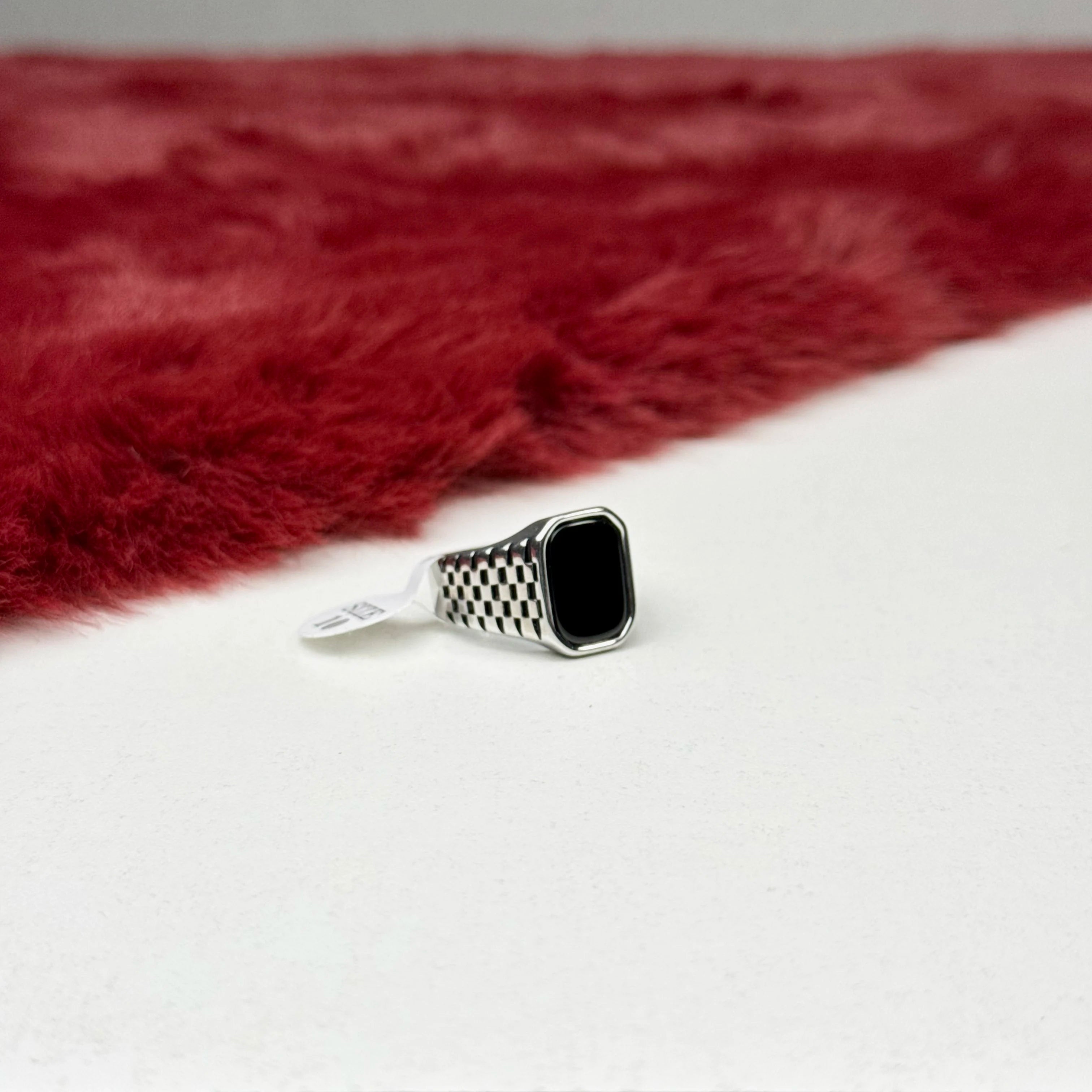 Brickwork Onyx Turkish ring