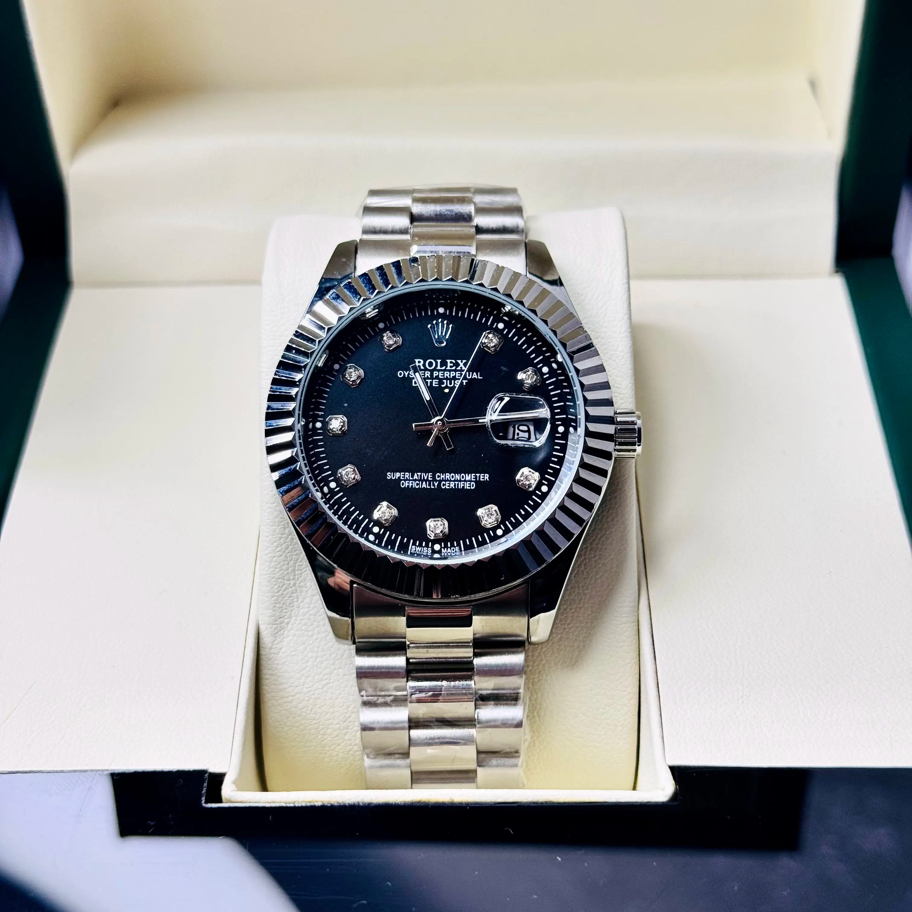 ZEFIRO T-17 RLX DATE-JUST: Premium Integrated Geometric Series