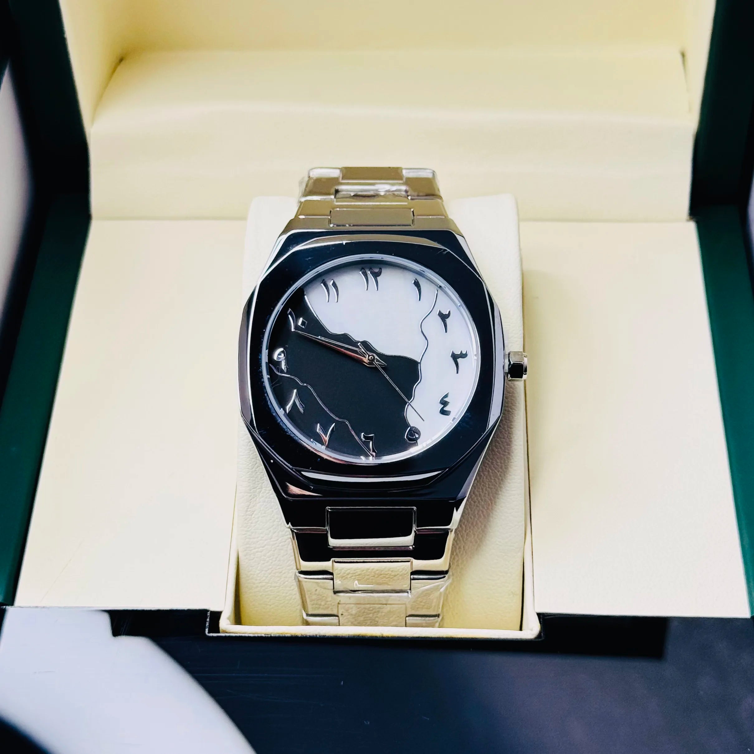 ZEFIRO T-04 GLOSSY CHAIN AURA WATCH
