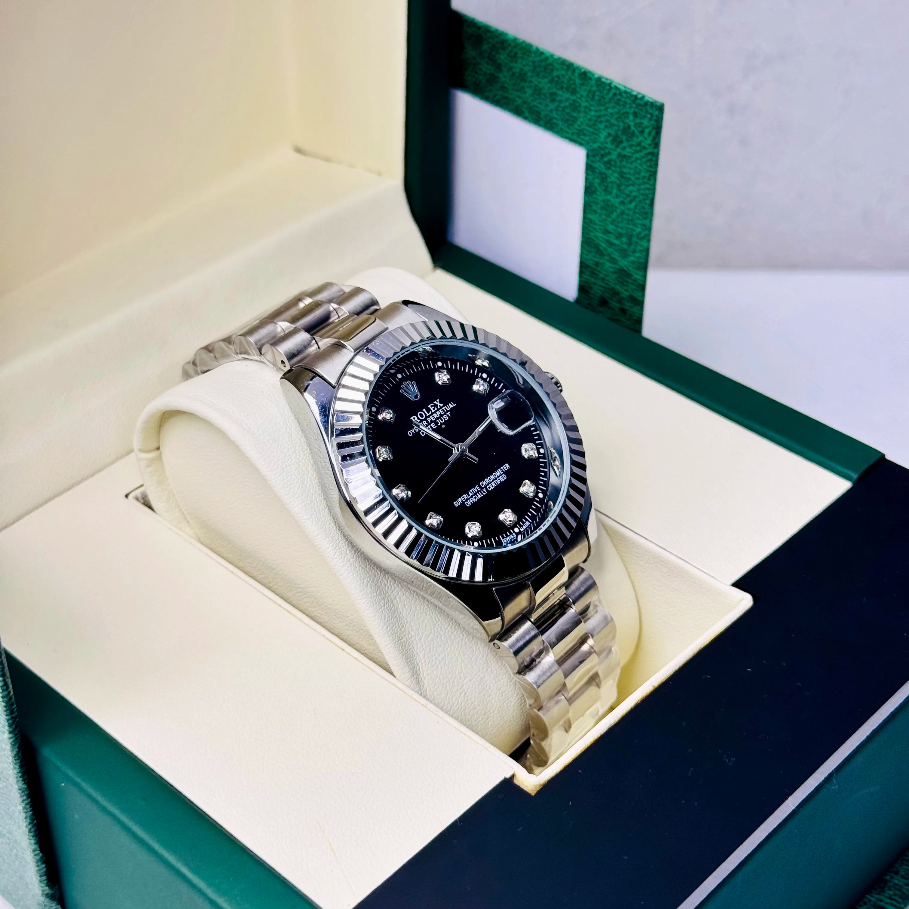 ZEFIRO T-17 RLX DATE-JUST: Premium Integrated Geometric Series