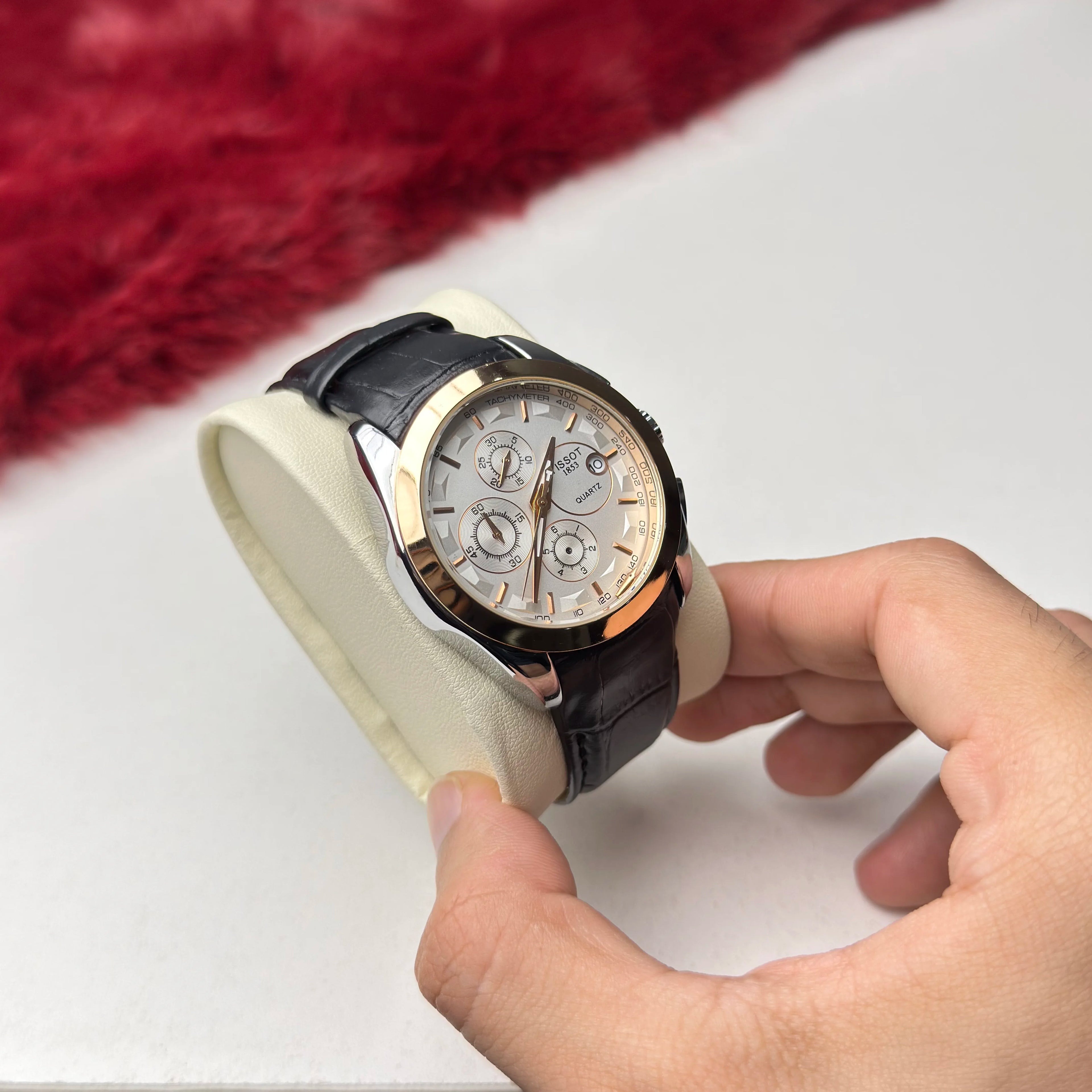 ZEFIRO T-09: Premium Leather Chronograph Series