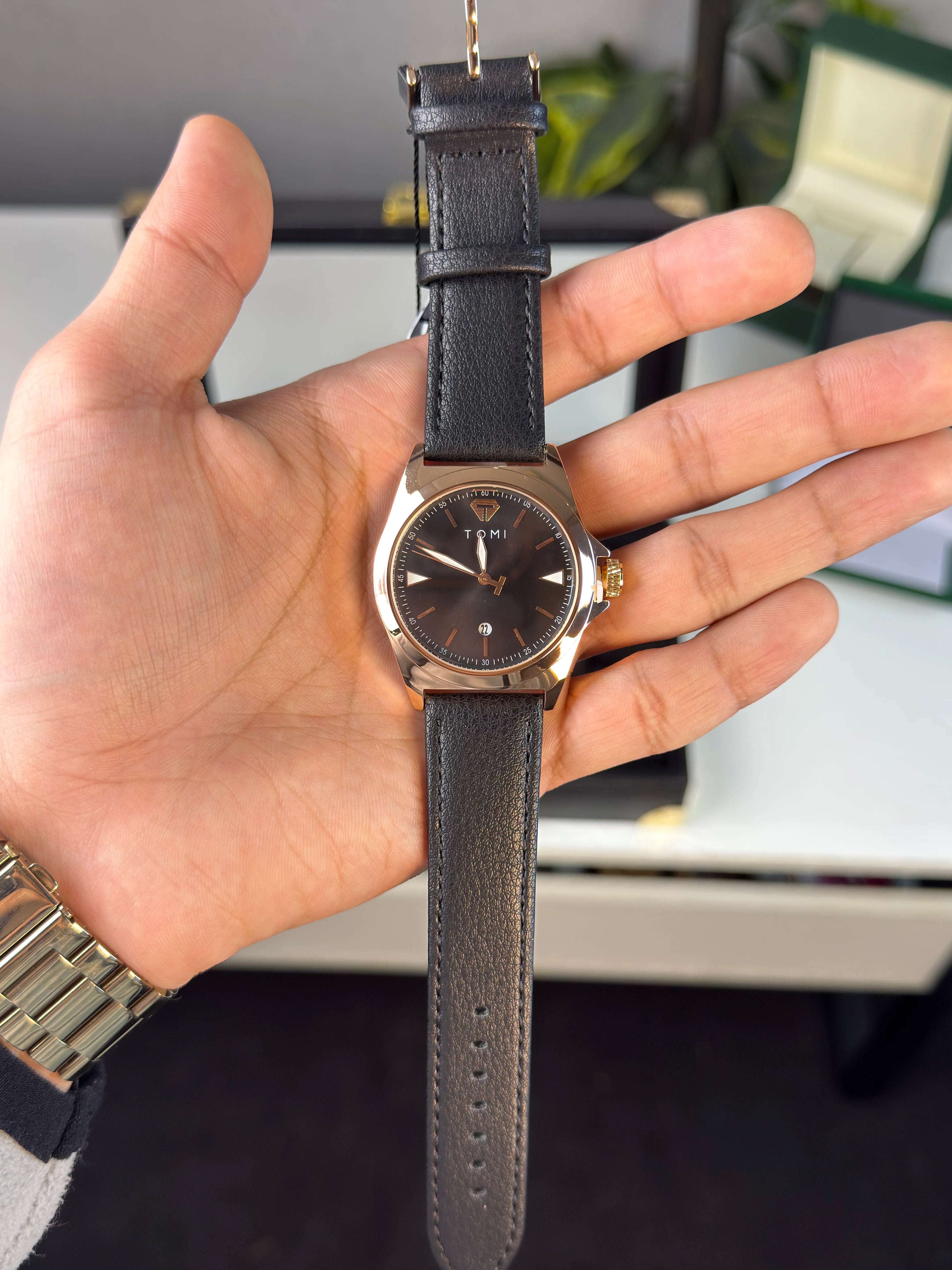 Zefiro x T|O|M|1 - leather date-just