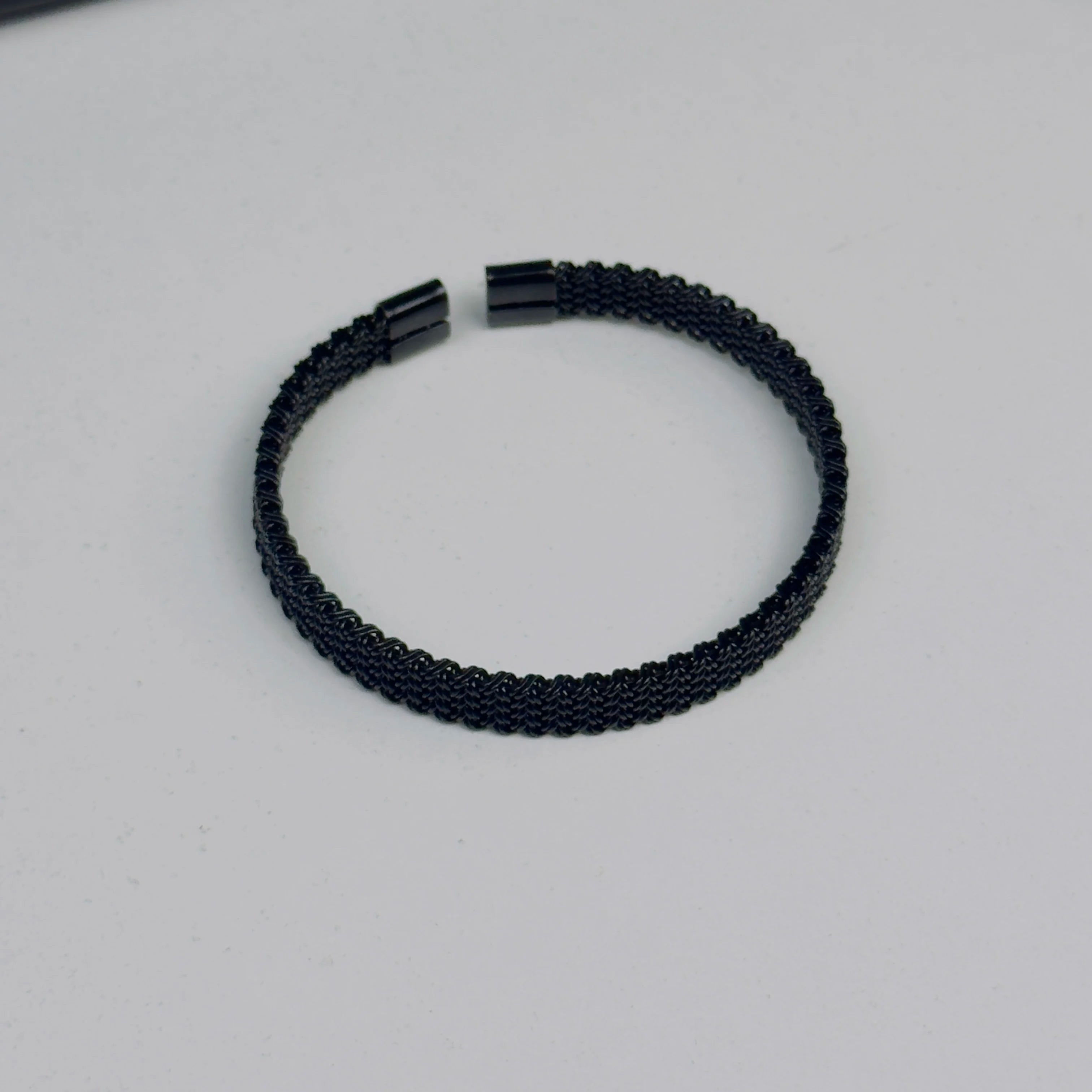 Obsidian Mesh Open Cuff