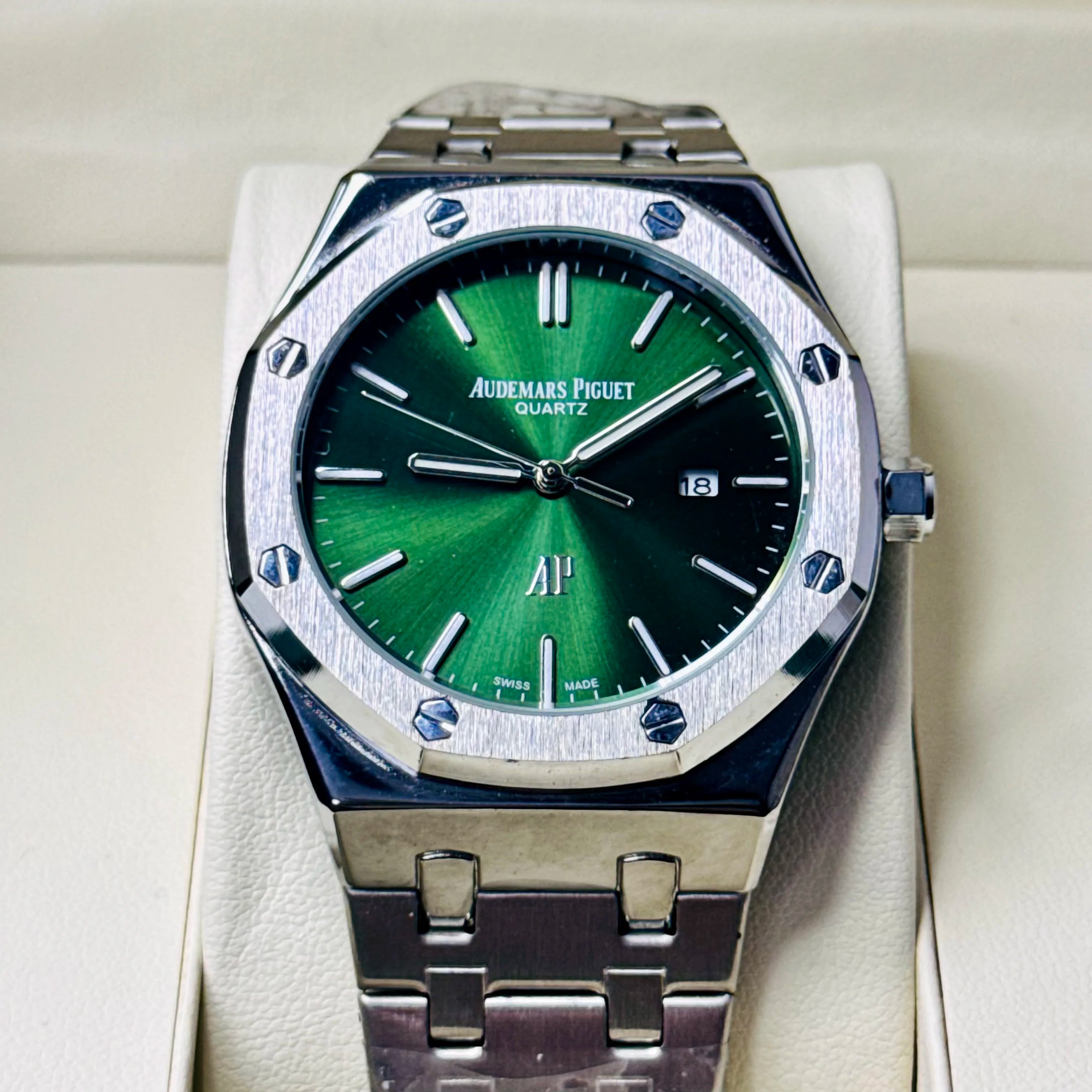 ZEFIRO T-06 AP: Premium Integrated Steel Royal Series