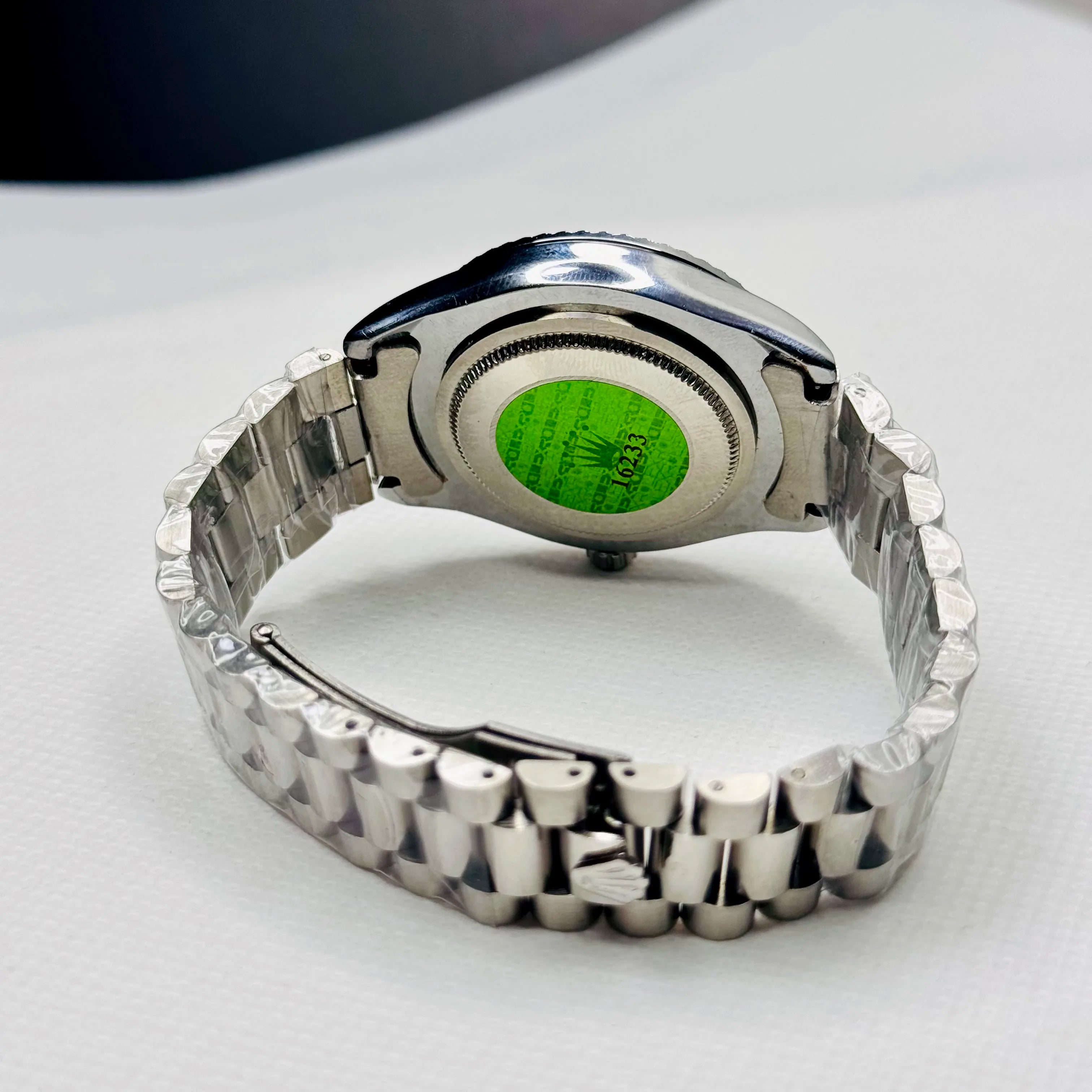 ZEFIRO T-17 RLX DATE-JUST: Premium Integrated Geometric Series