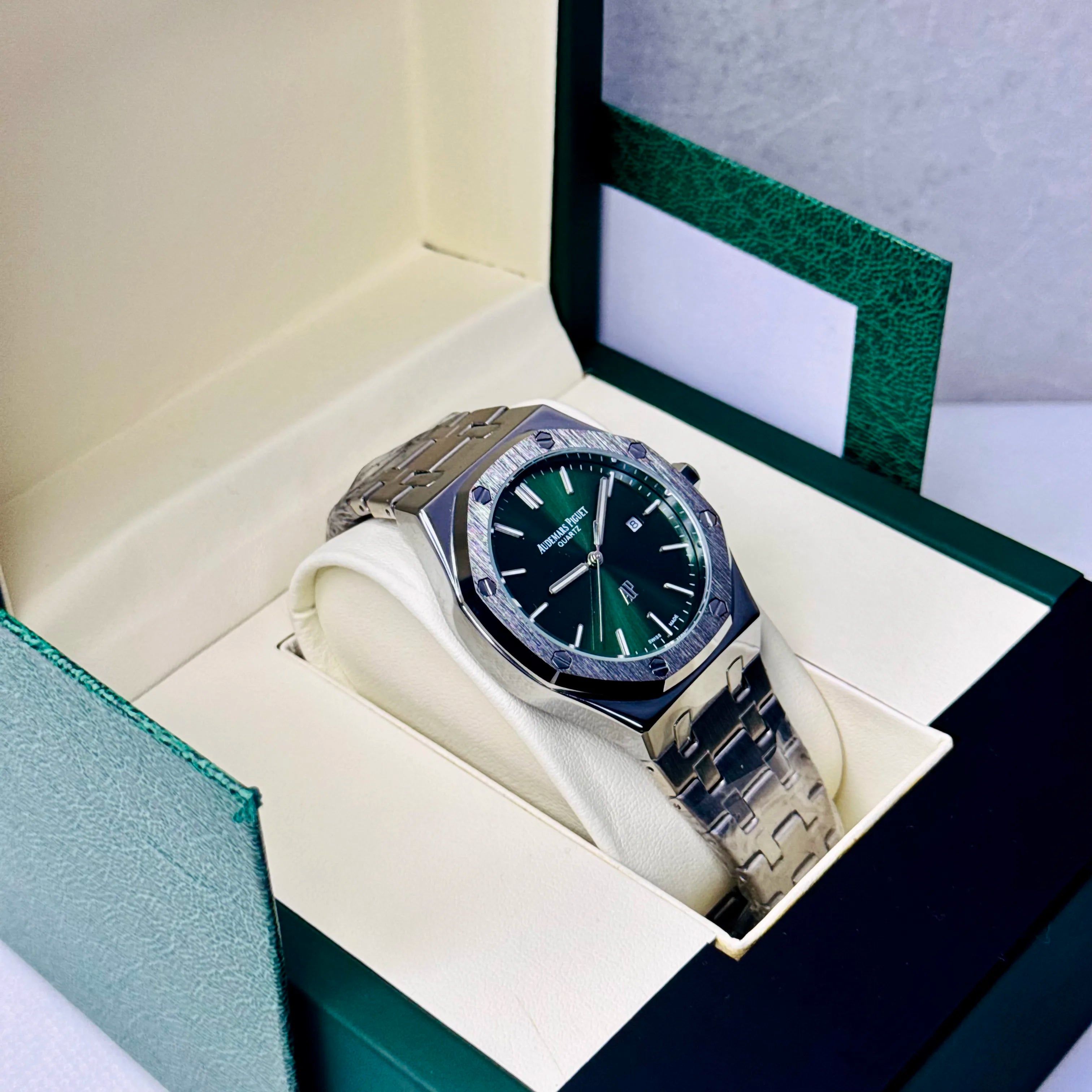 ZEFIRO T-06 AP: Premium Integrated Steel Royal Series