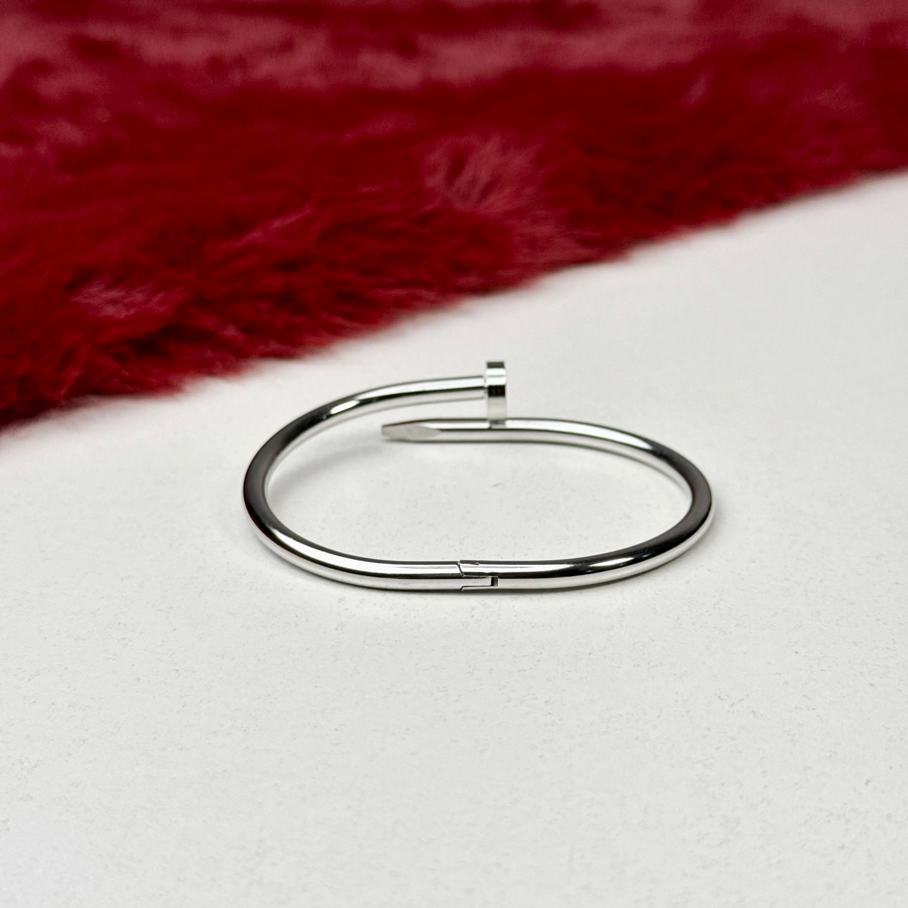 Nail cuff