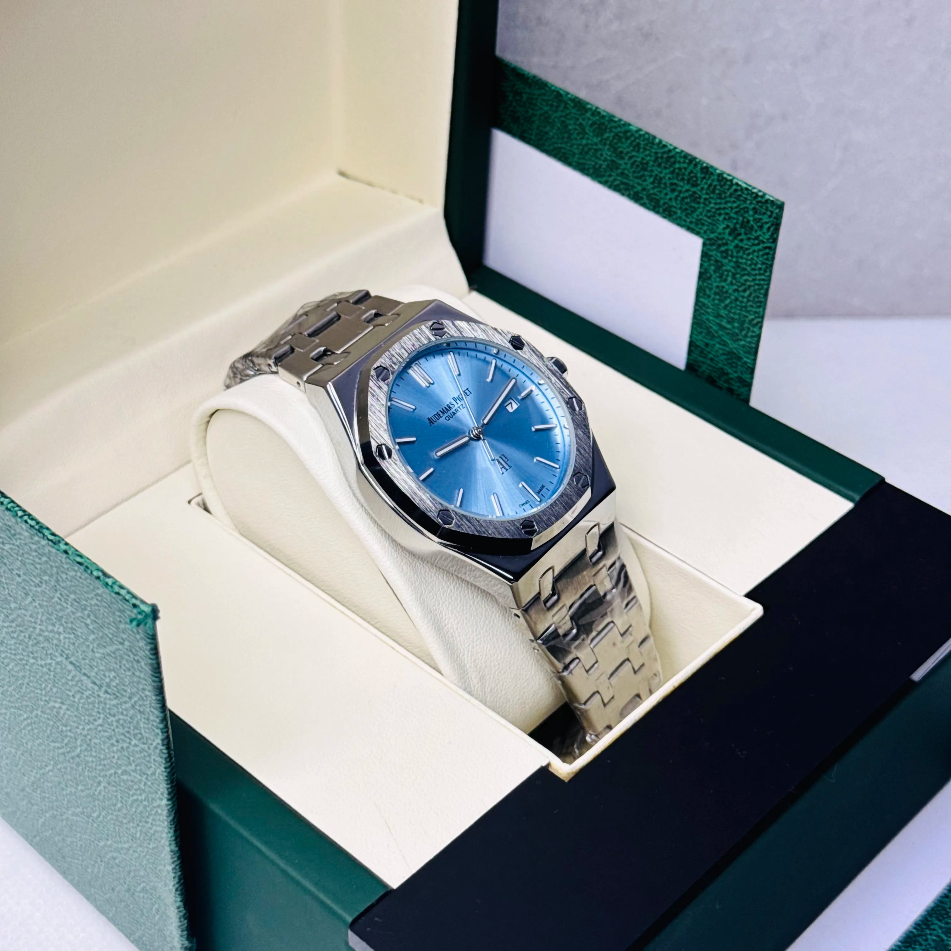 ZEFIRO T-06 AP: Premium Integrated Steel Royal Series