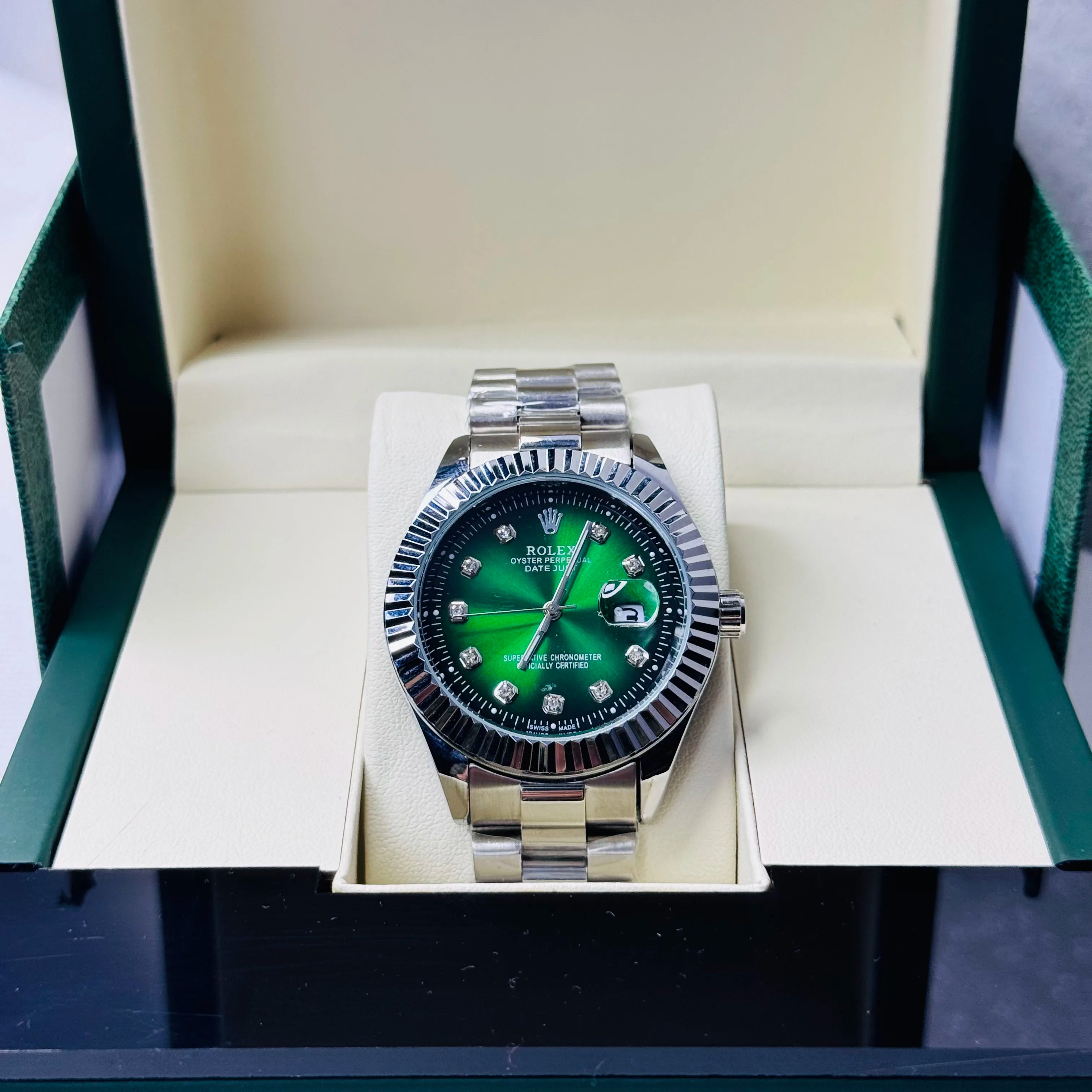 ZEFIRO T-17 RLX DATE-JUST: Premium Integrated Geometric Series