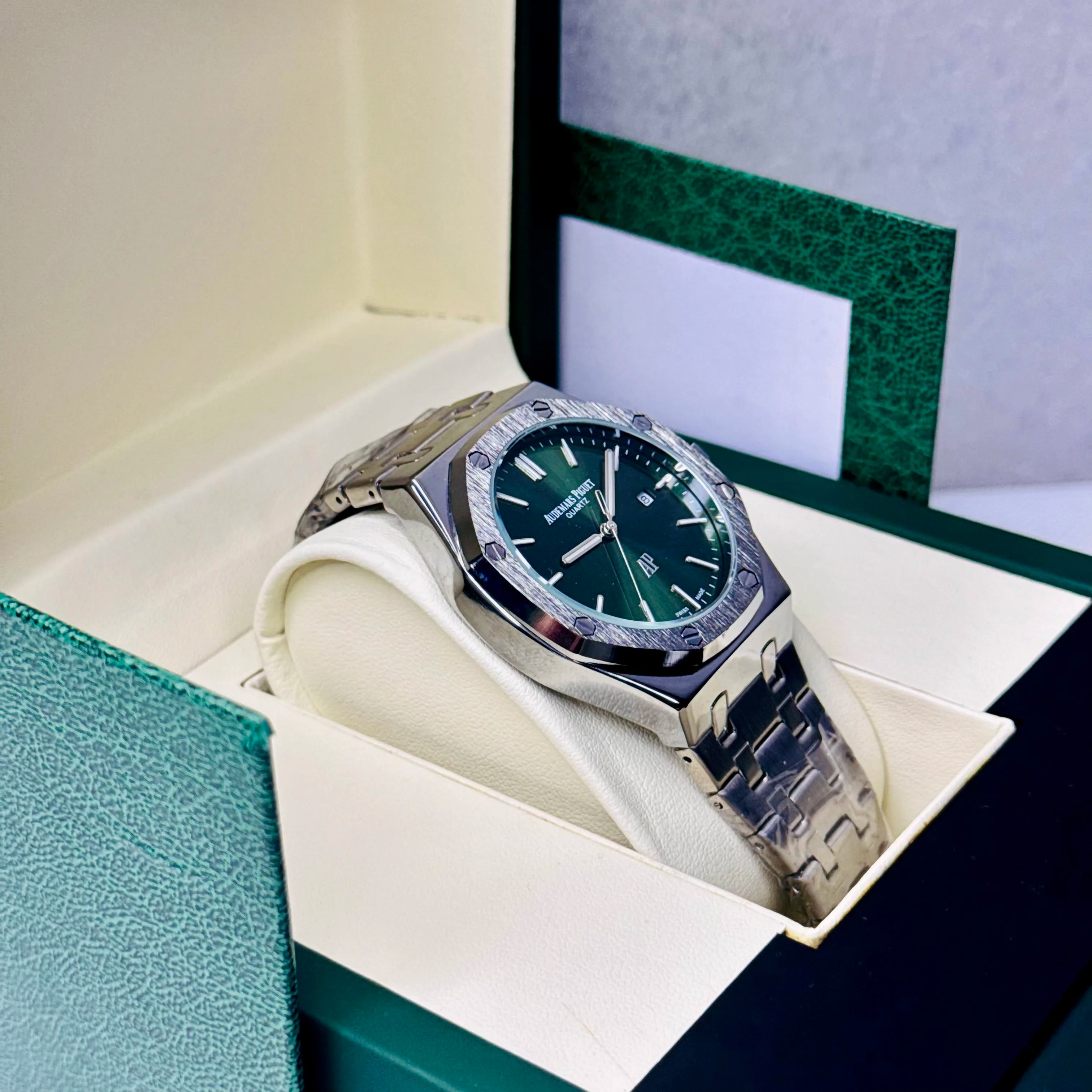 ZEFIRO T-06 AP: Premium Integrated Steel Royal Series