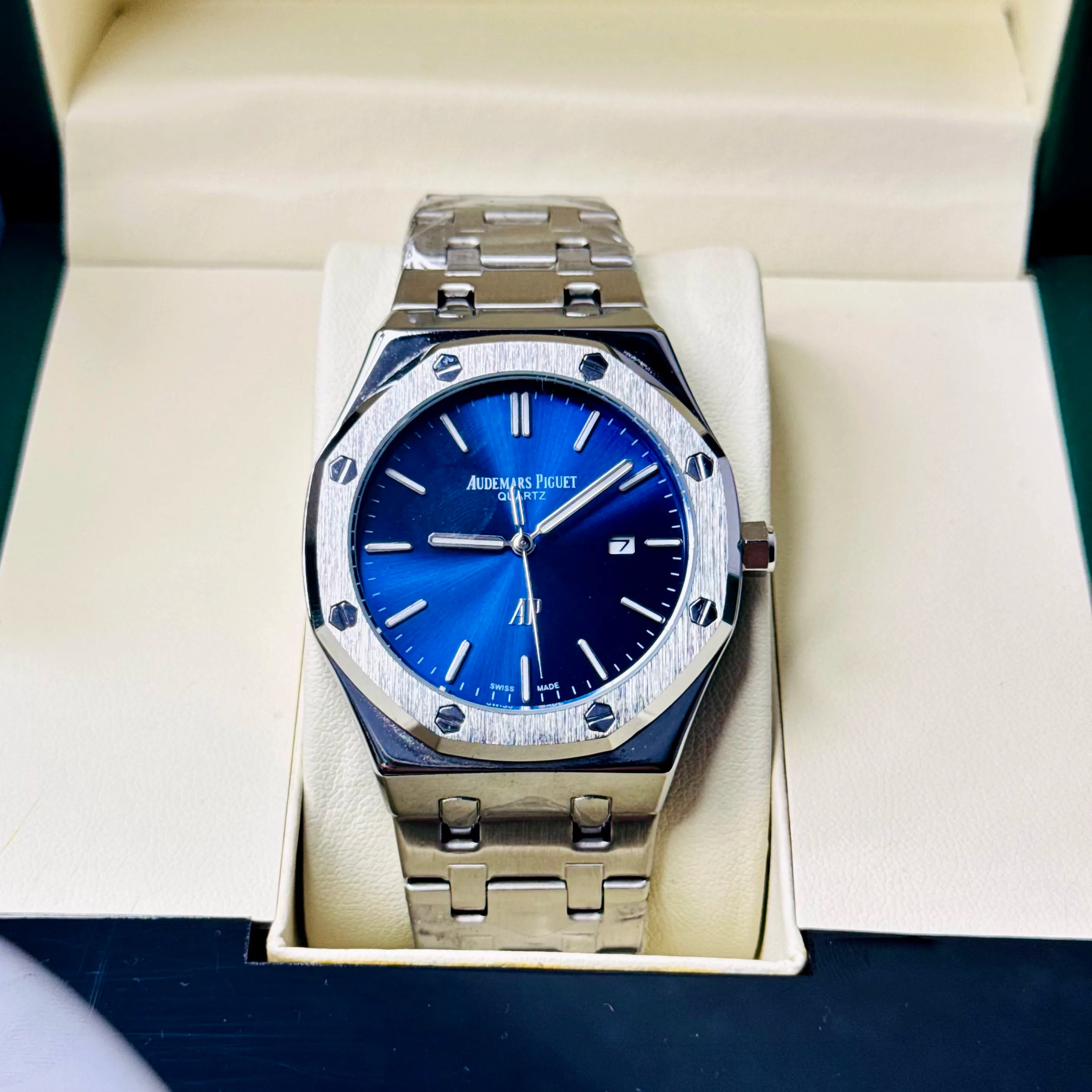 ZEFIRO T-06 AP: Premium Integrated Steel Royal Series