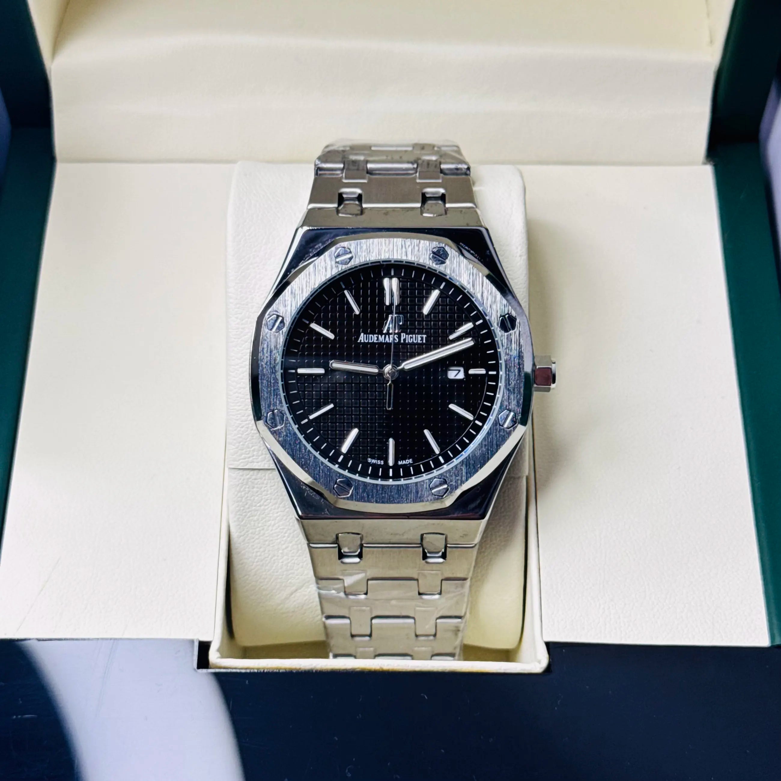 ZEFIRO T-06 AP: Premium Integrated Steel Royal Series