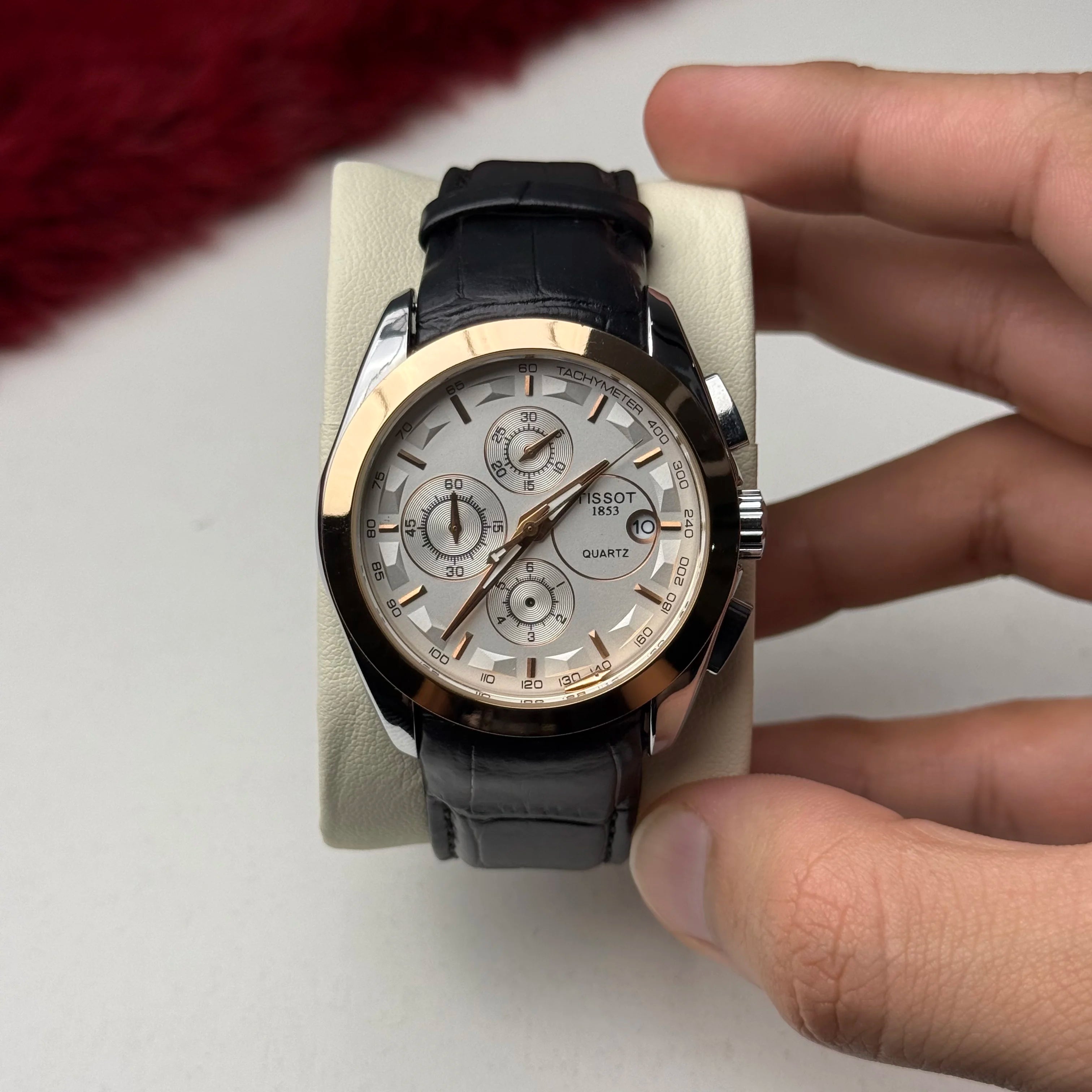 ZEFIRO T-09: Premium Leather Chronograph Series