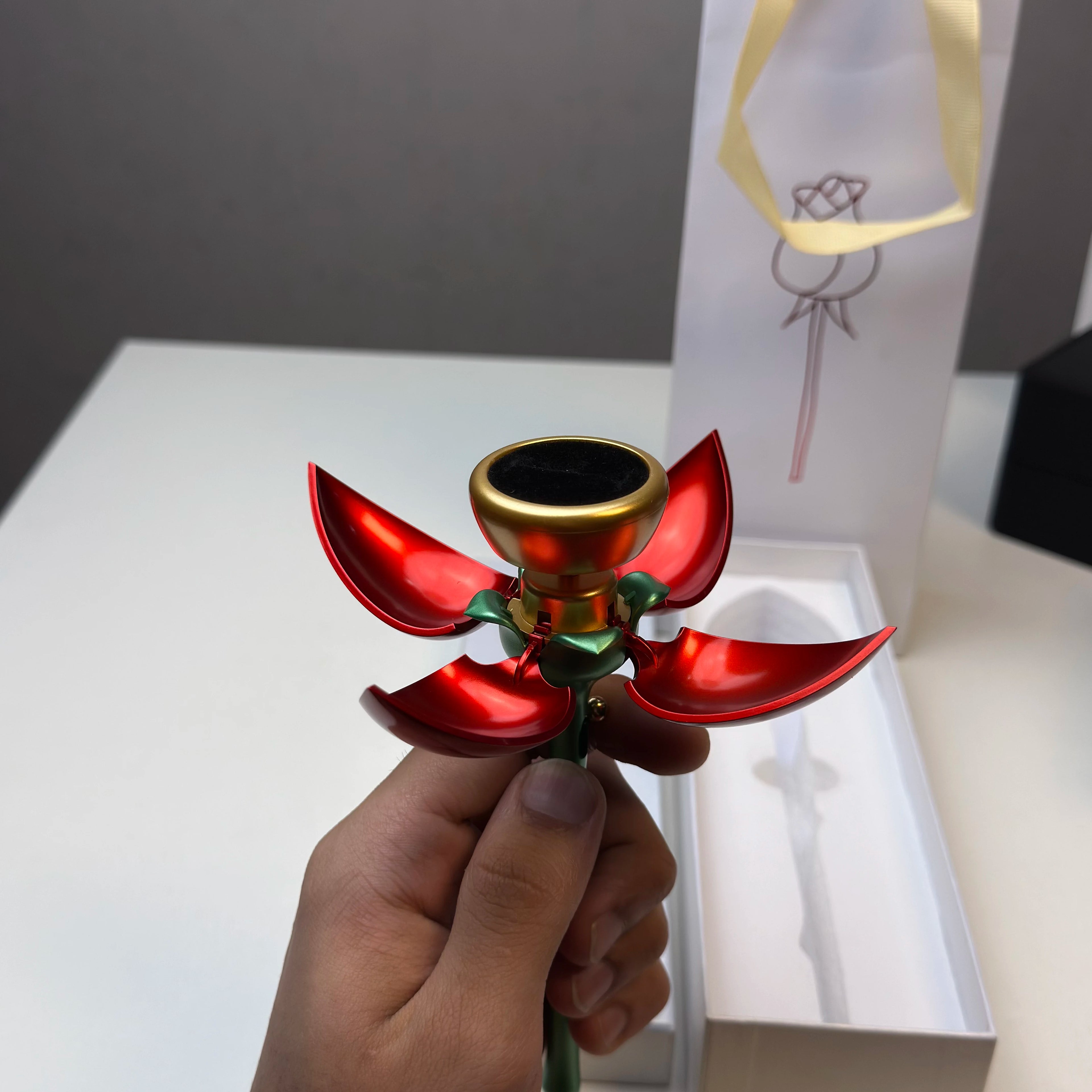 ZEFIRO Mechanical Blooming Rose Ring Box