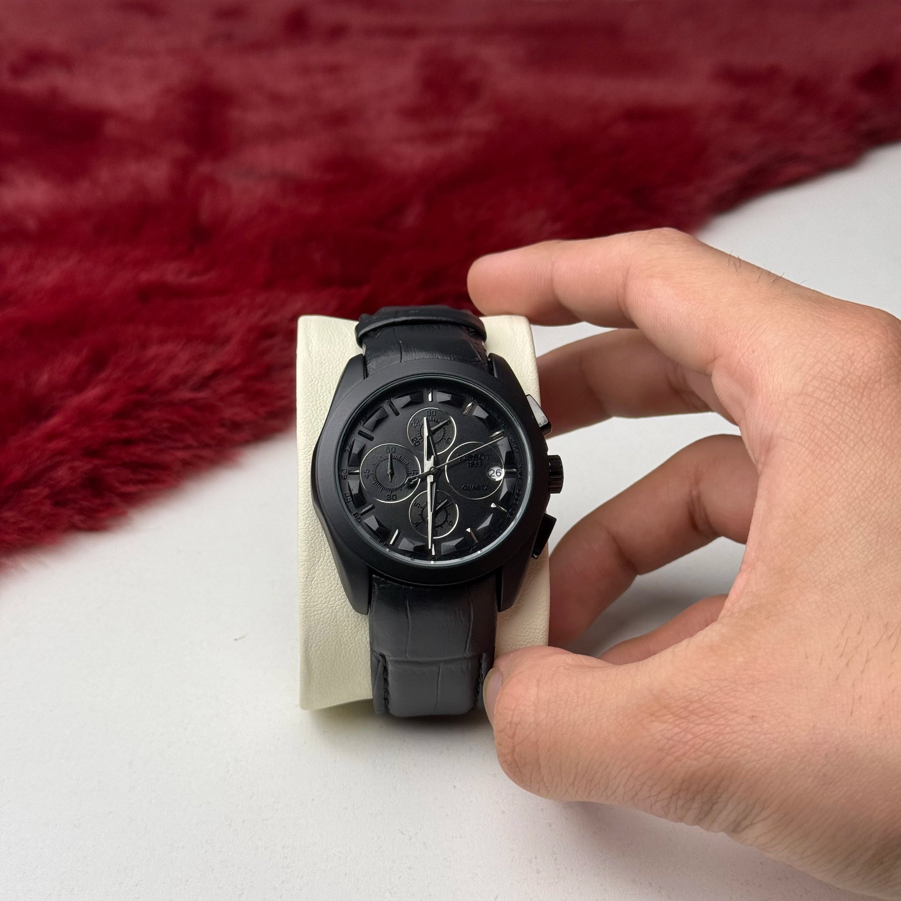 ZEFIRO T-09: Premium Leather Chronograph Series