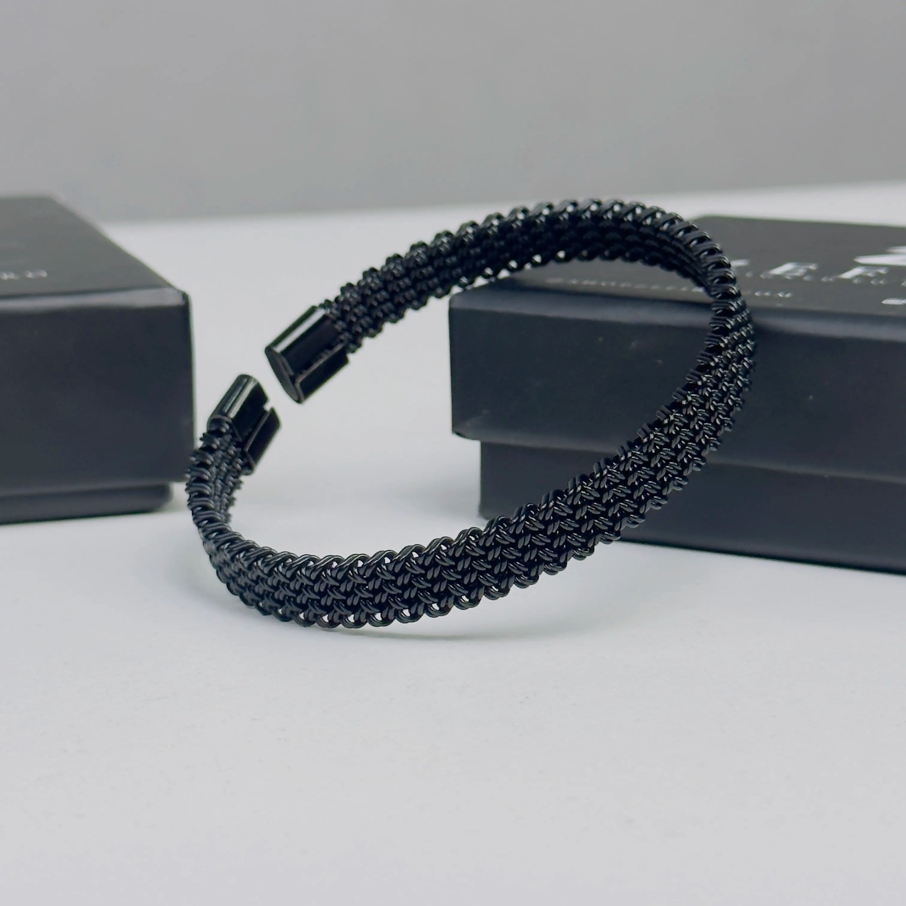 Obsidian Mesh Open Cuff