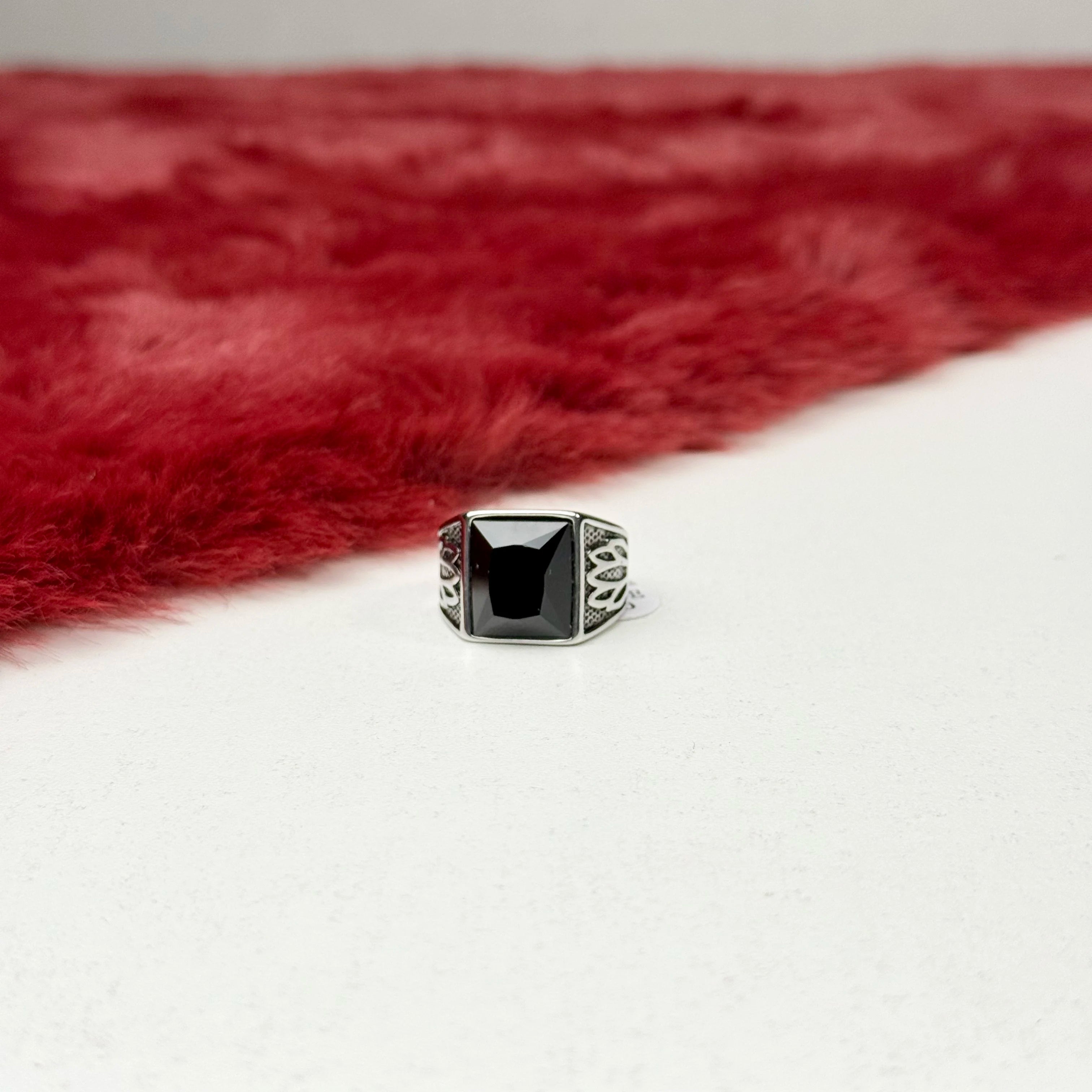 The Crown Onyx Turkish ring