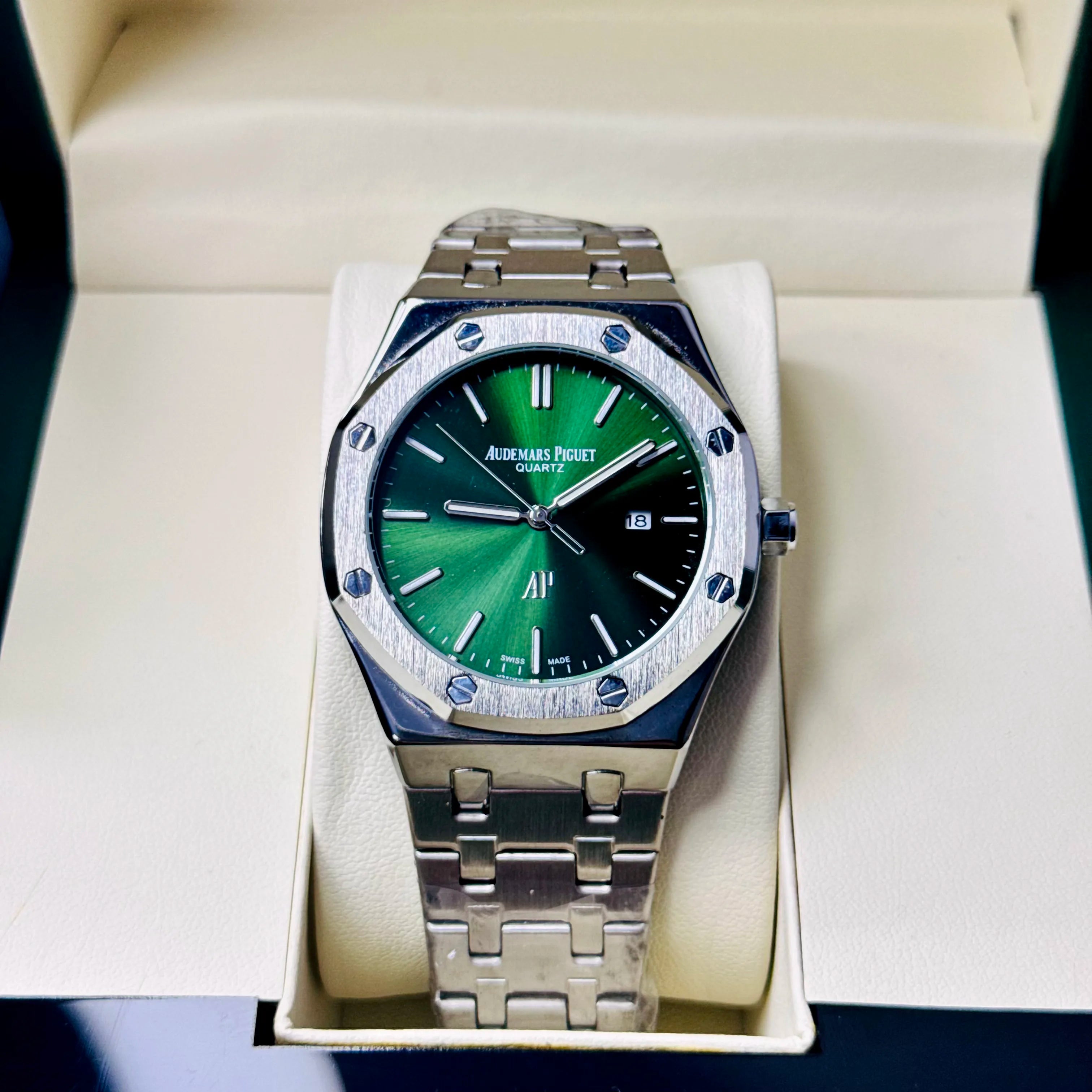 ZEFIRO T-06 AP: Premium Integrated Steel Royal Series